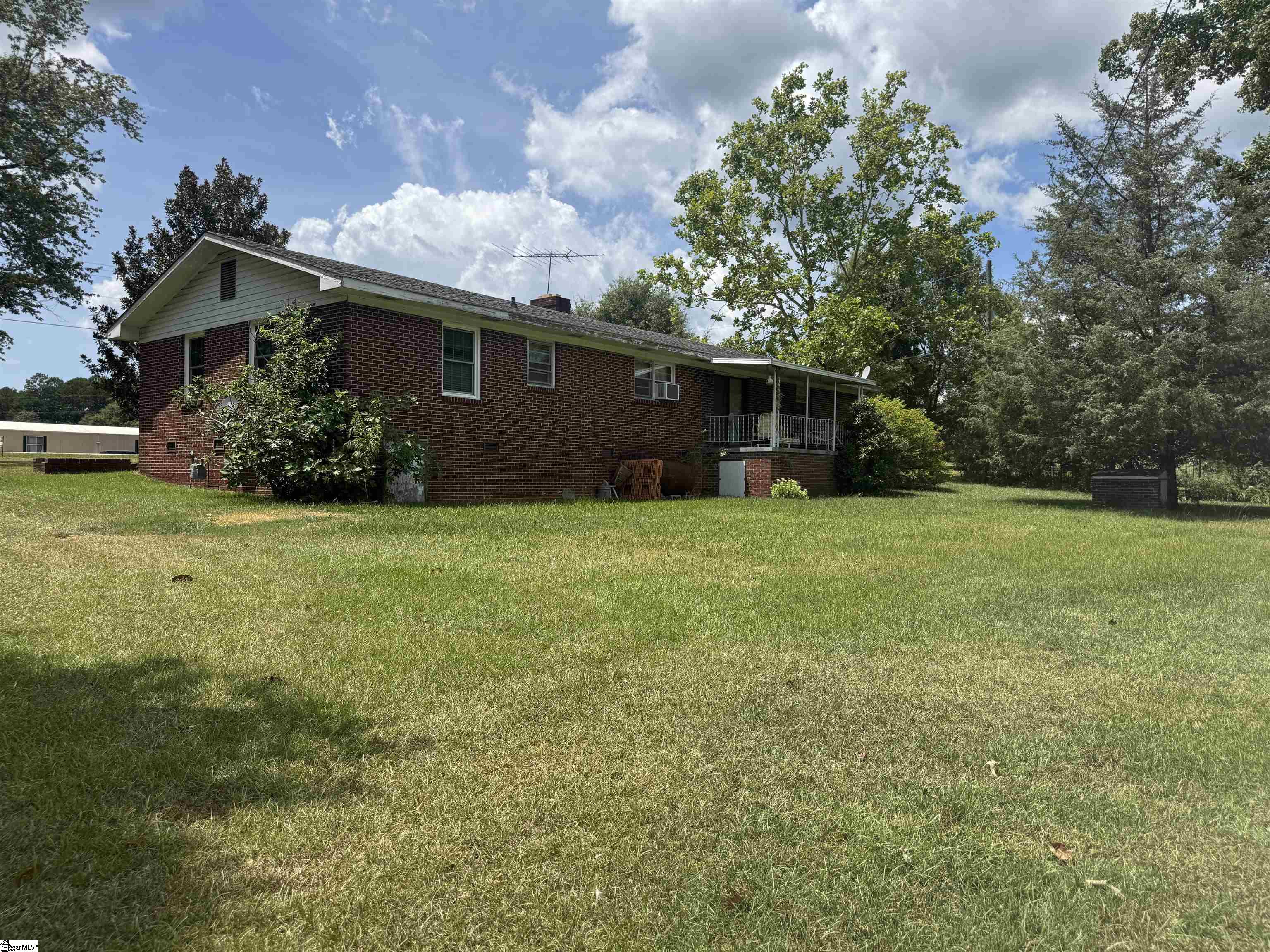 1238 Ebenezer Road West Union, SC 29696