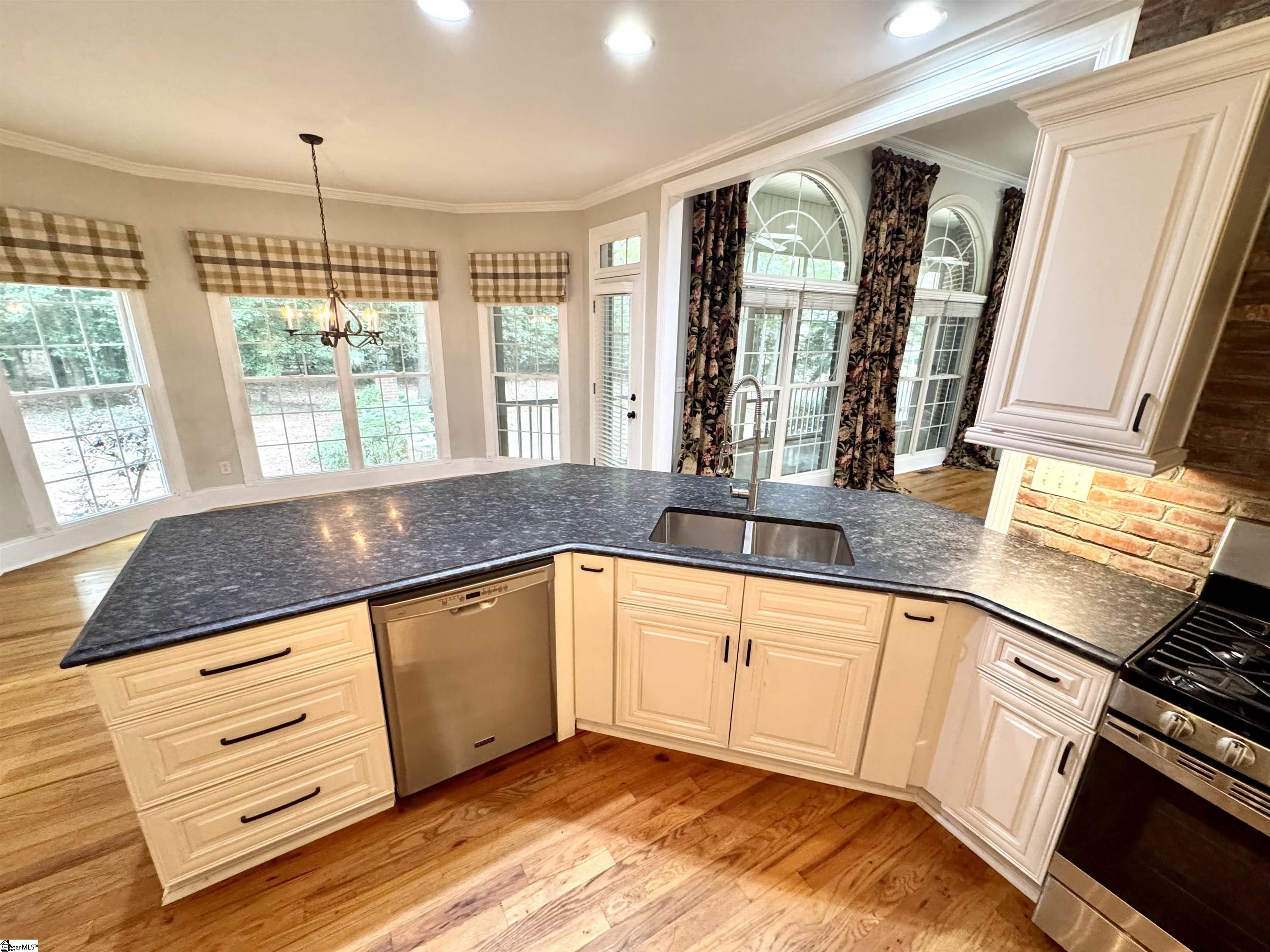 204 Ansonborough Belton, SC 29627