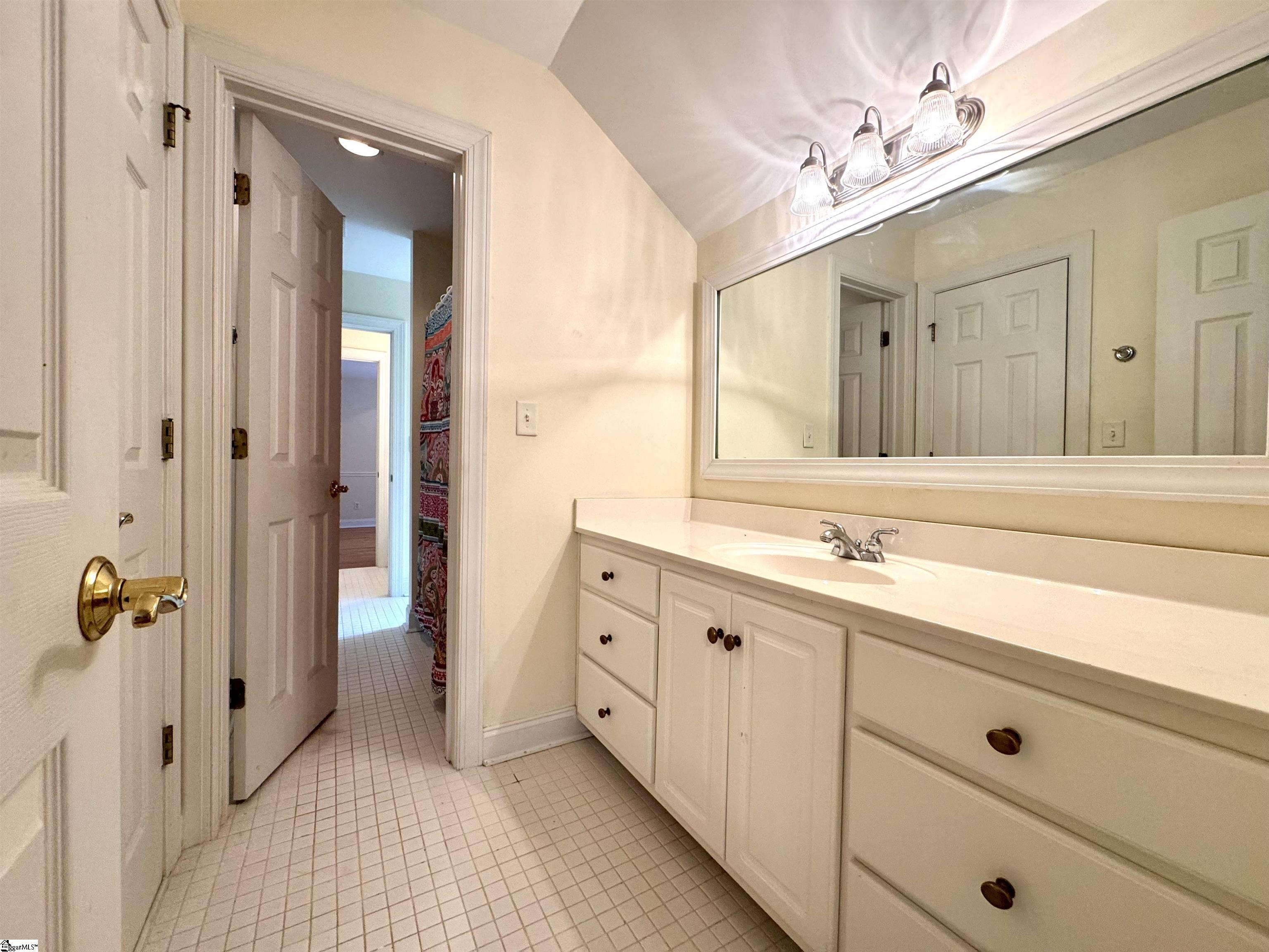 204 Ansonborough Belton, SC 29627