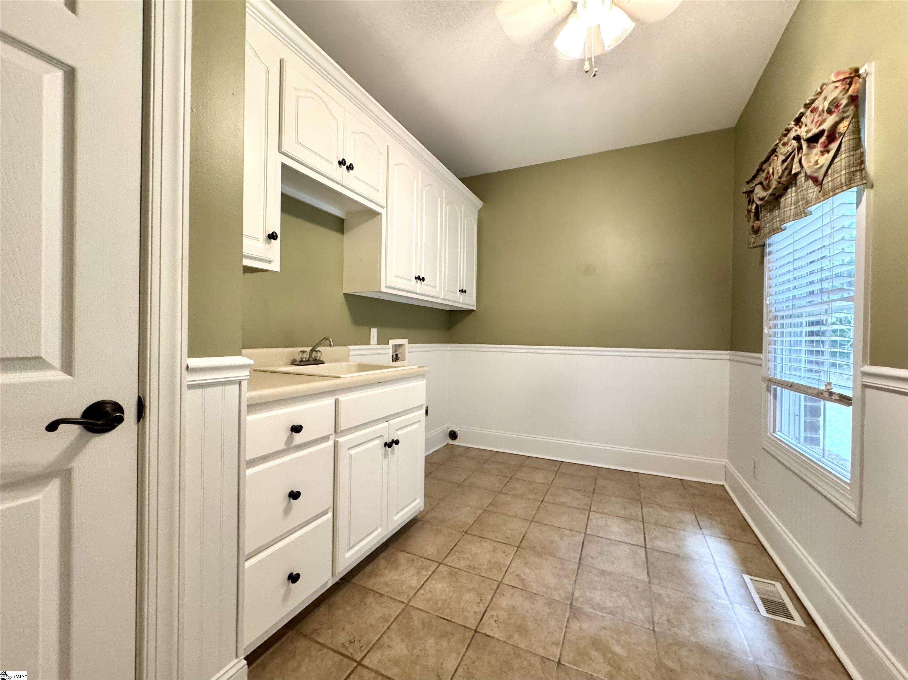 204 Ansonborough Belton, SC 29627