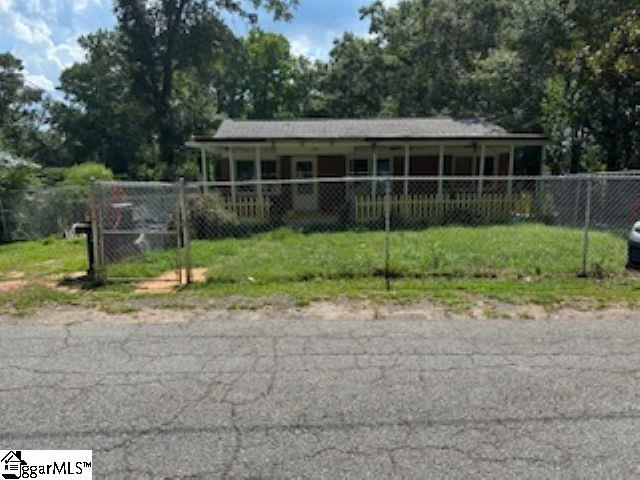 260 Willis Street Gray Court, SC 29645
