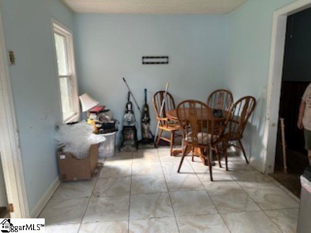 260 Willis Street Gray Court, SC 29645