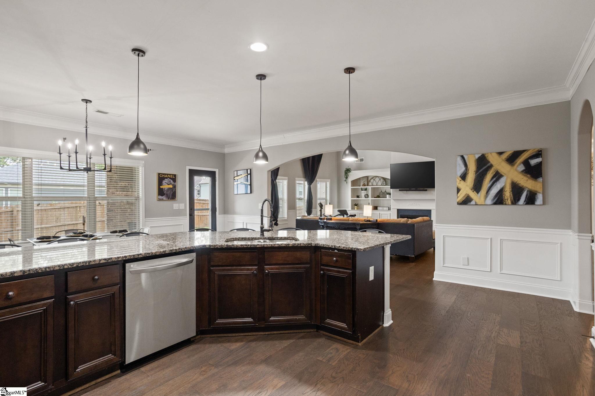 124 Palm Springs Way Simpsonville, SC 29681