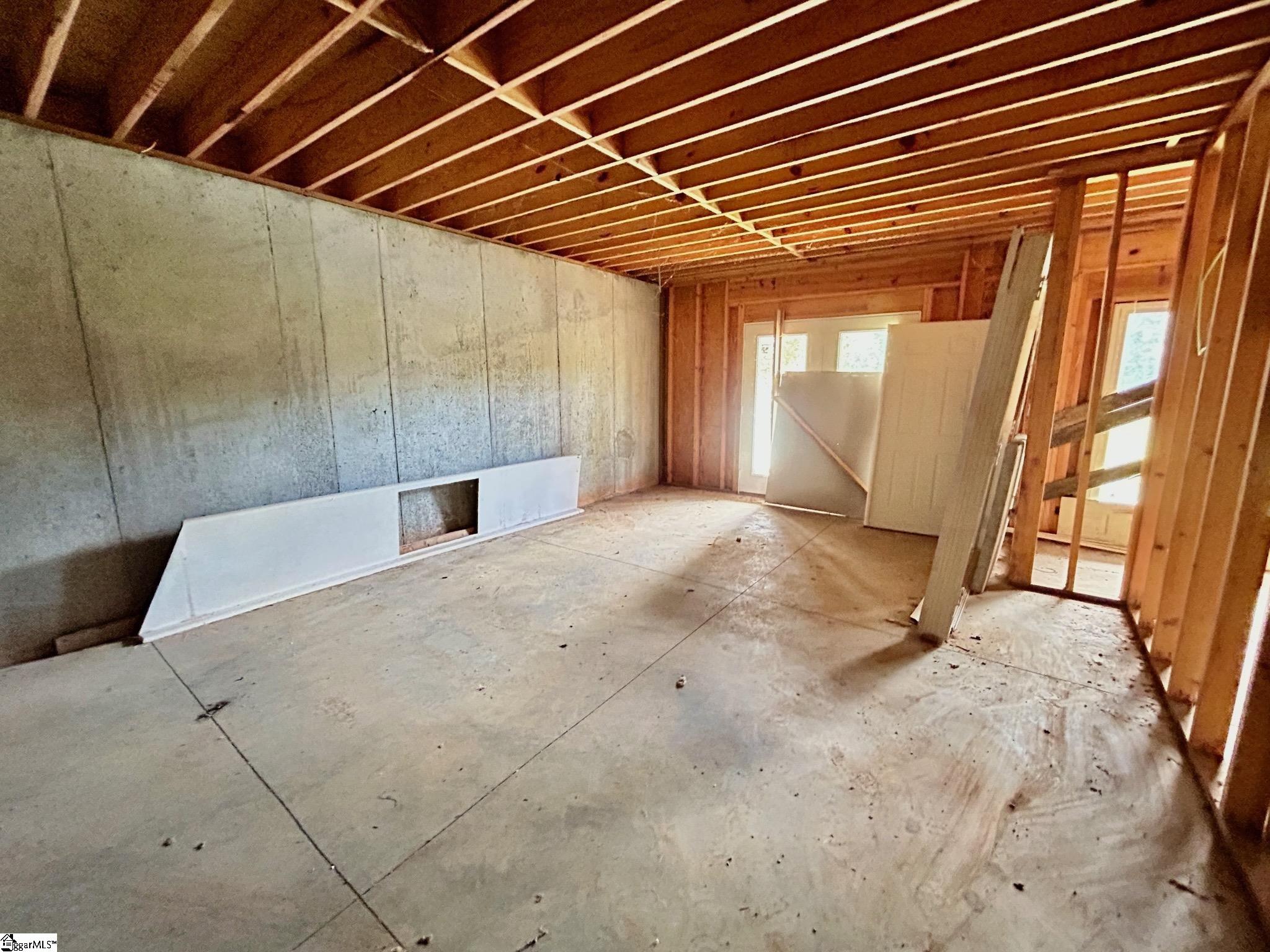 70 Martin Webb Way Iva, SC 29655
