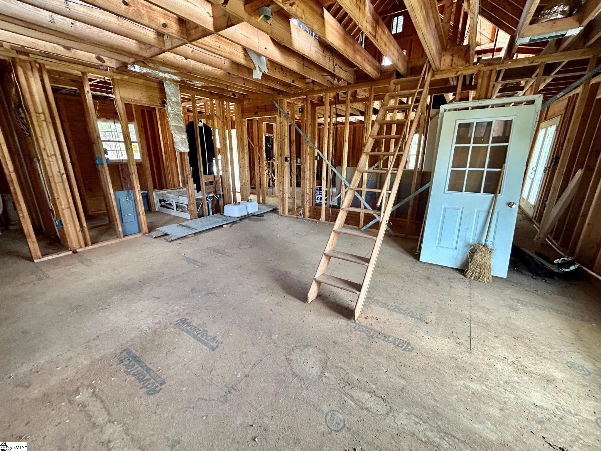 70 Martin Webb Way Iva, SC 29655