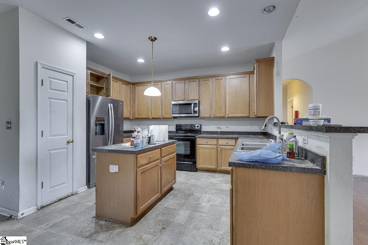141 Largess Lane Piedmont, SC 29673