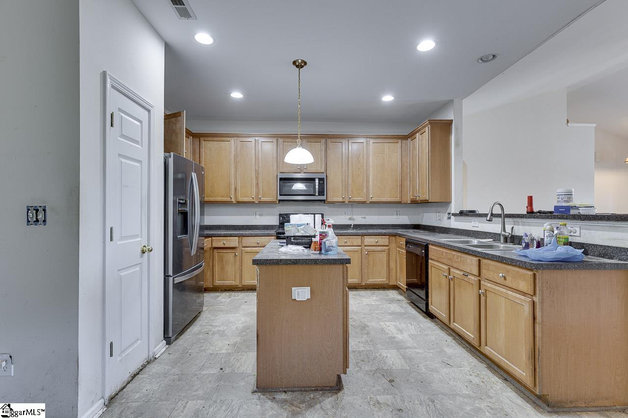 141 Largess Lane Piedmont, SC 29673
