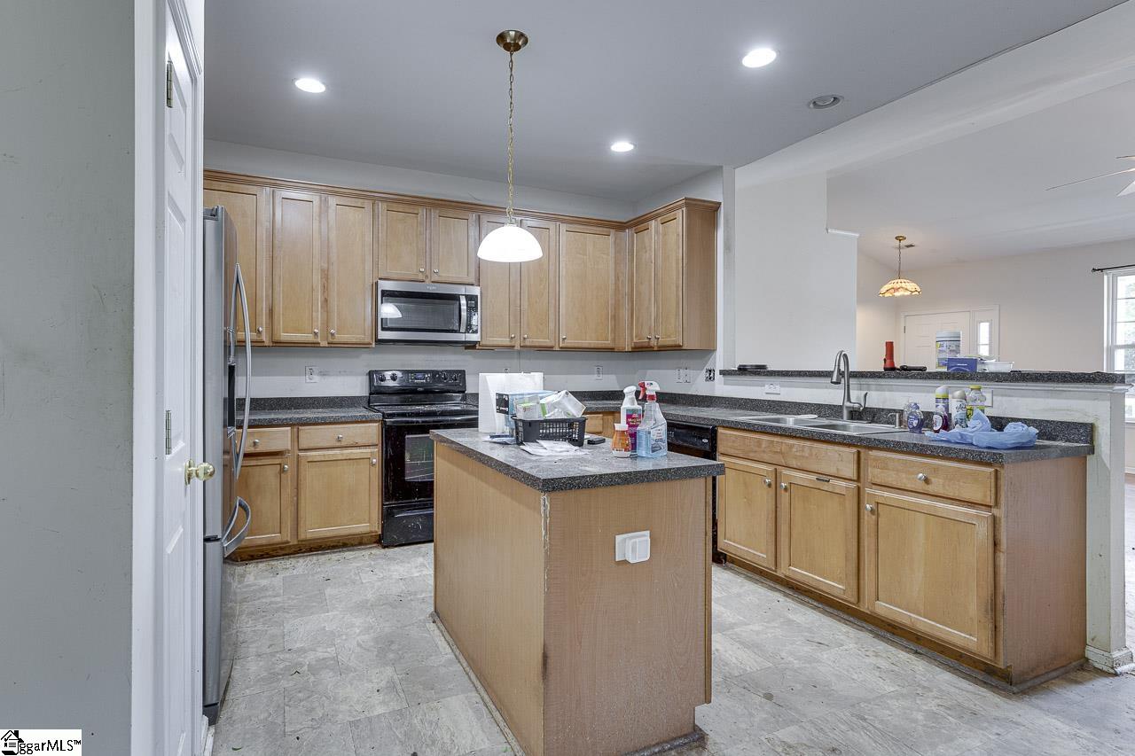 141 Largess Lane Piedmont, SC 29673