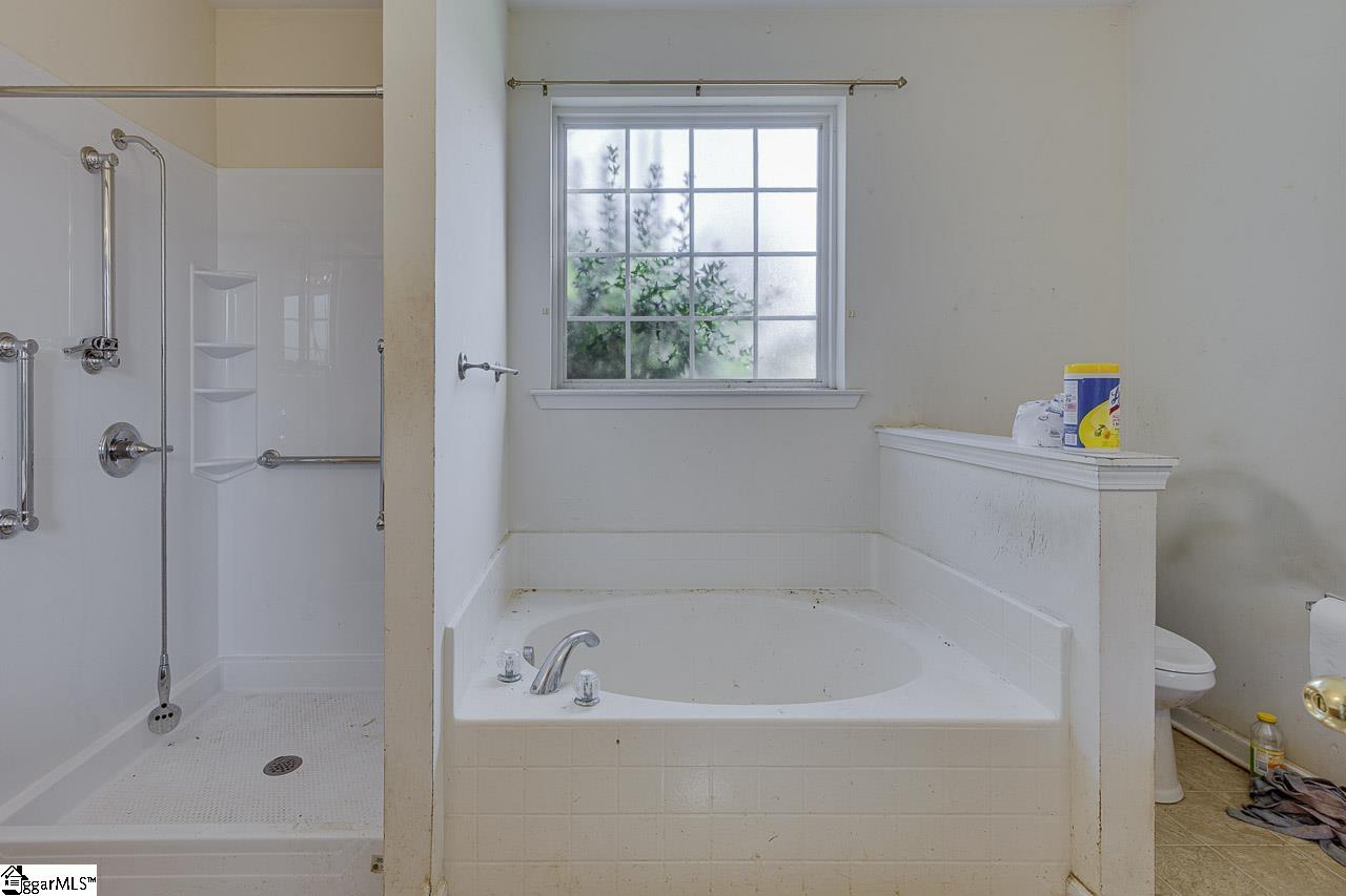 141 Largess Lane Piedmont, SC 29673