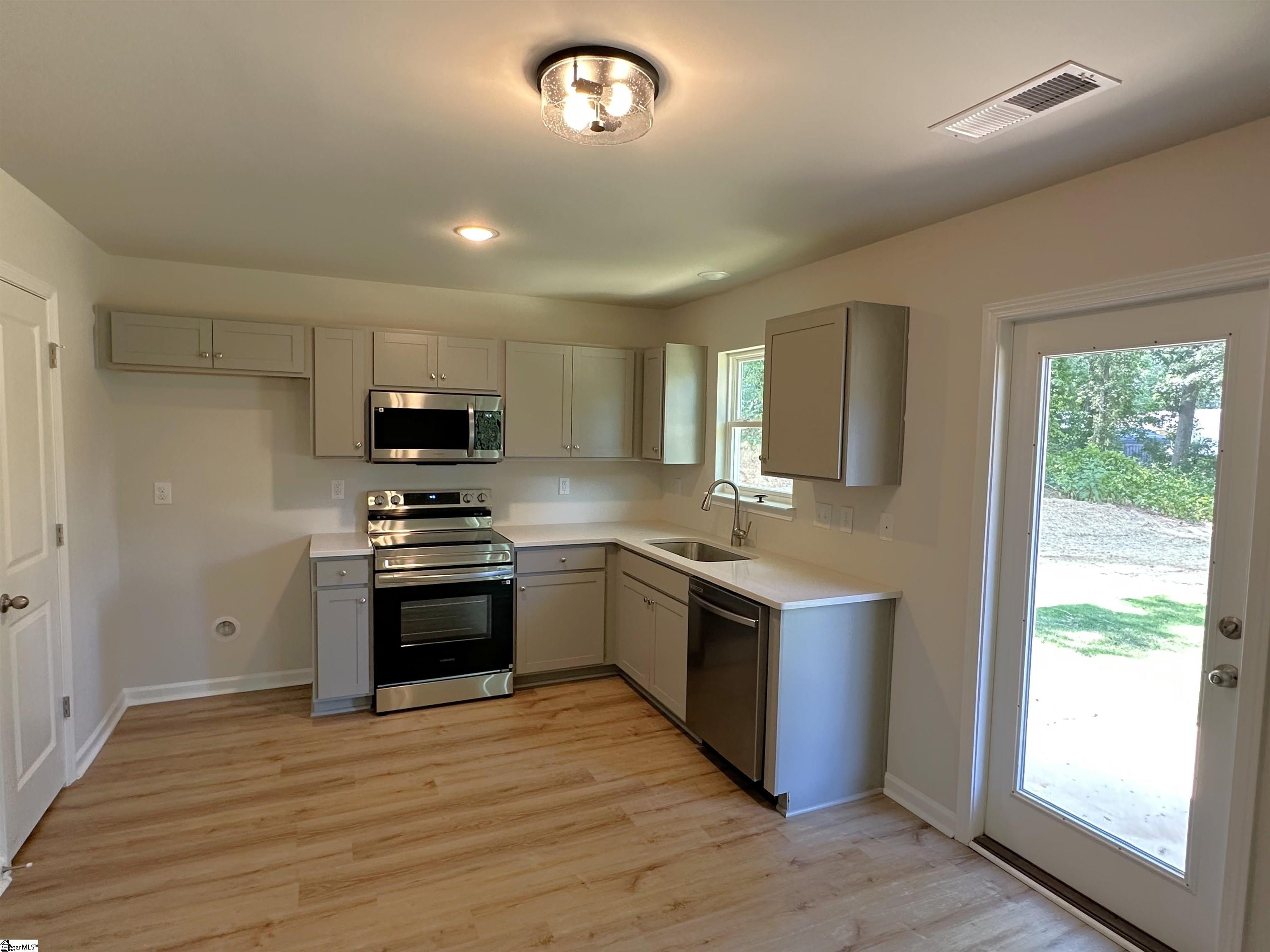431 Horse Shoe Bend Anderson, SC 29625