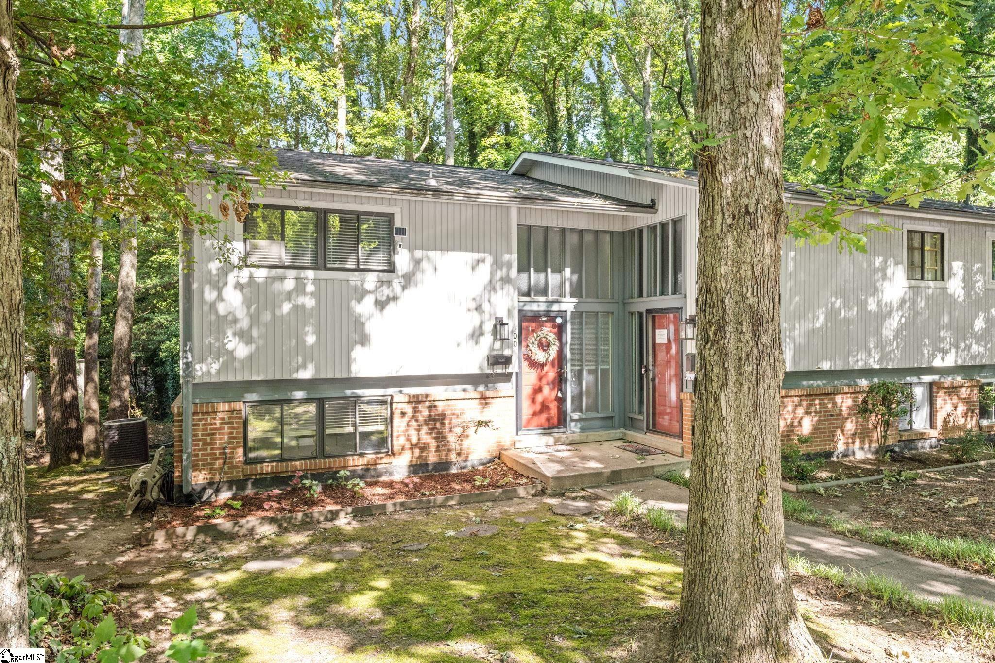 100 Briarview Circle Greenville, SC 29615