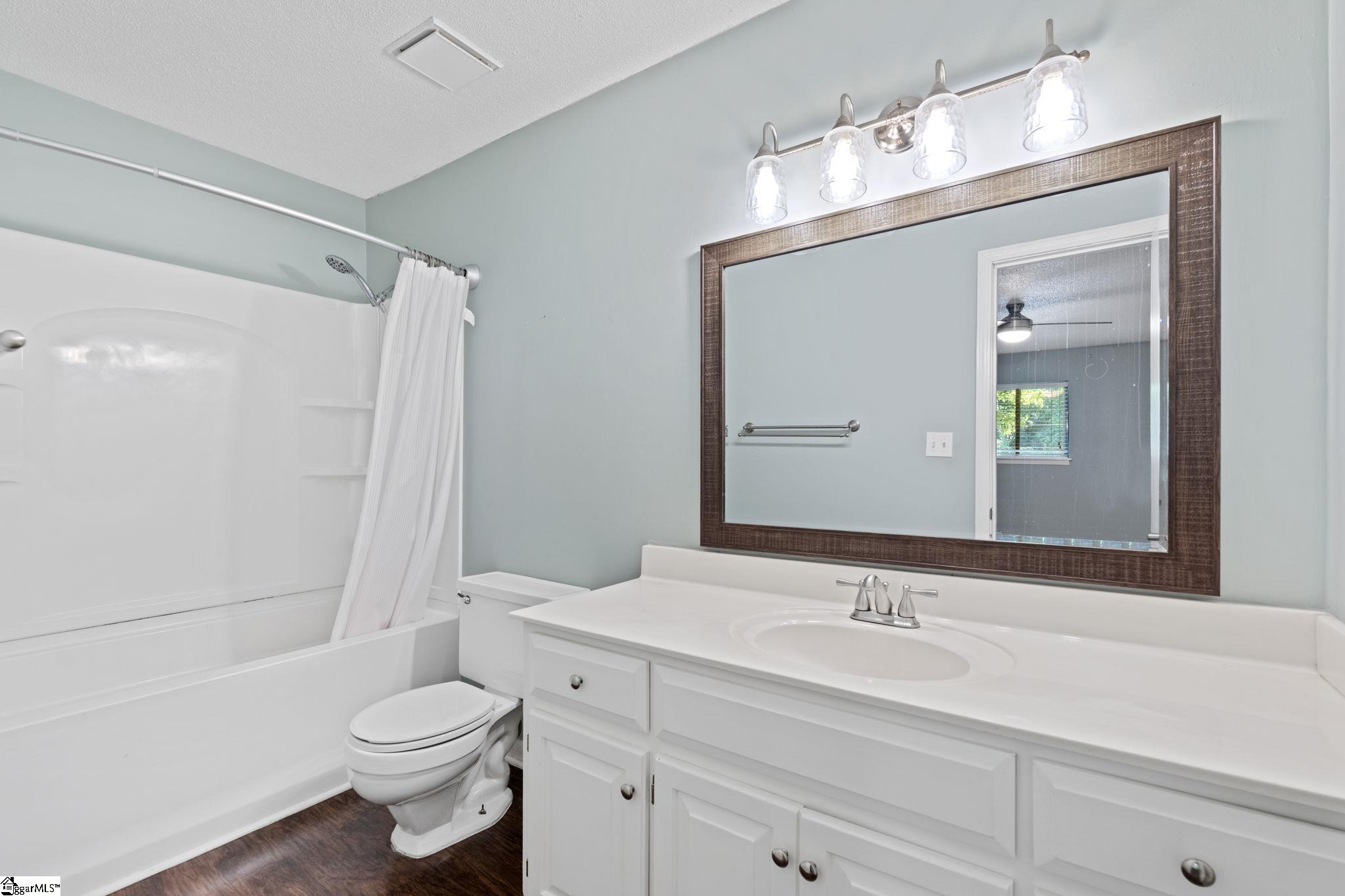 100 Briarview Circle Greenville, SC 29615