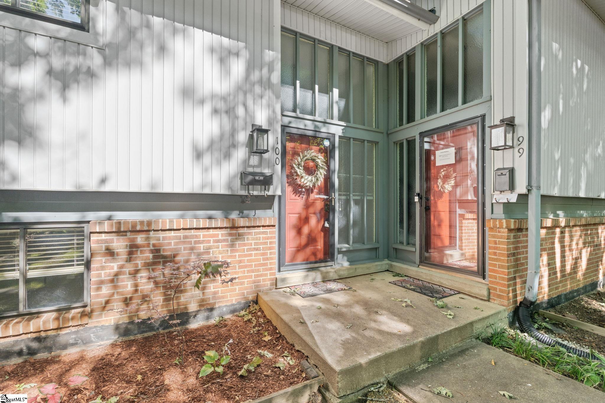 100 Briarview Circle Greenville, SC 29615