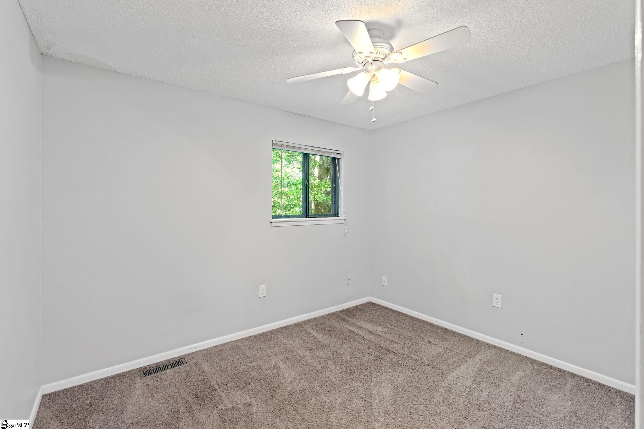 100 Briarview Circle Greenville, SC 29615