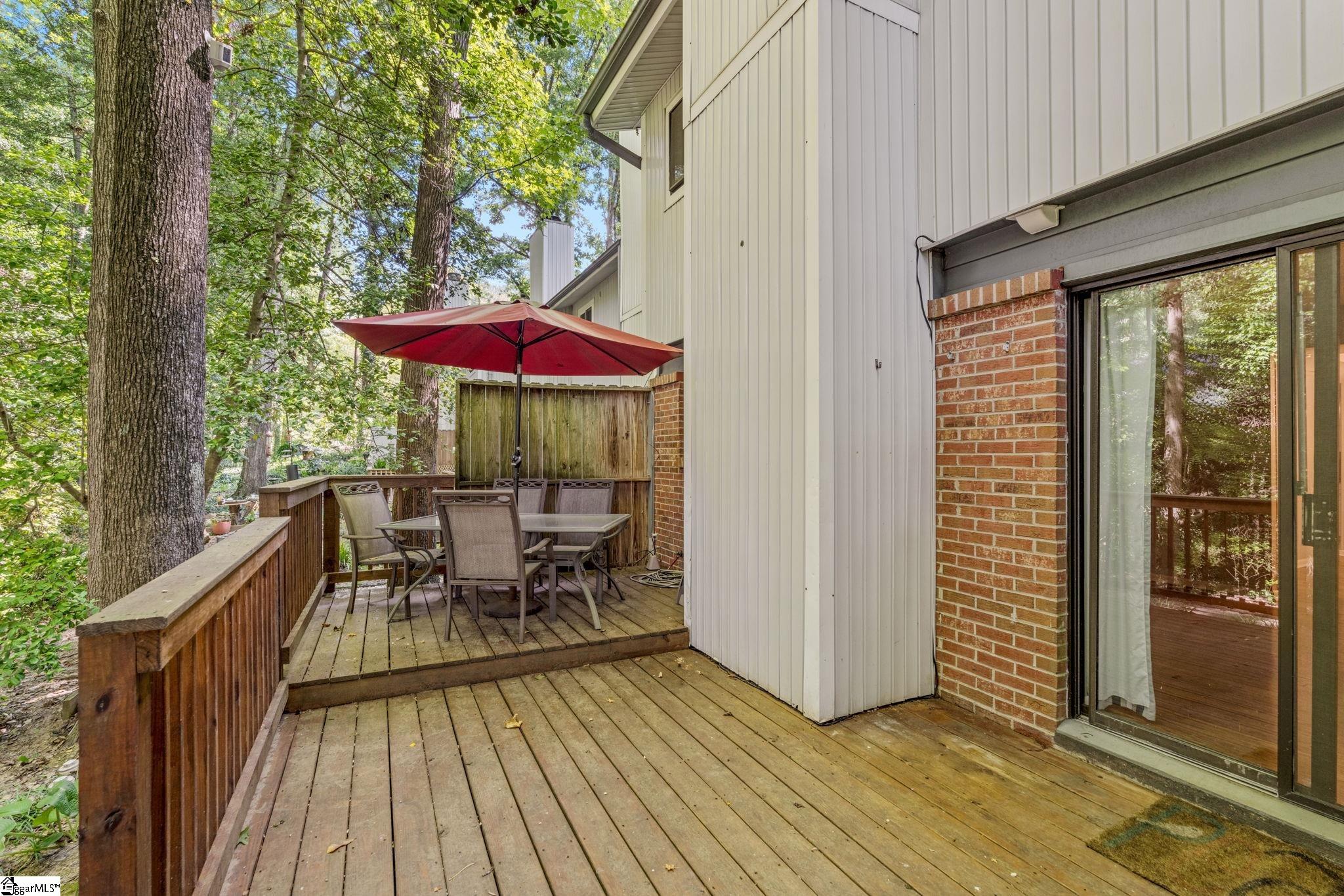 100 Briarview Circle Greenville, SC 29615