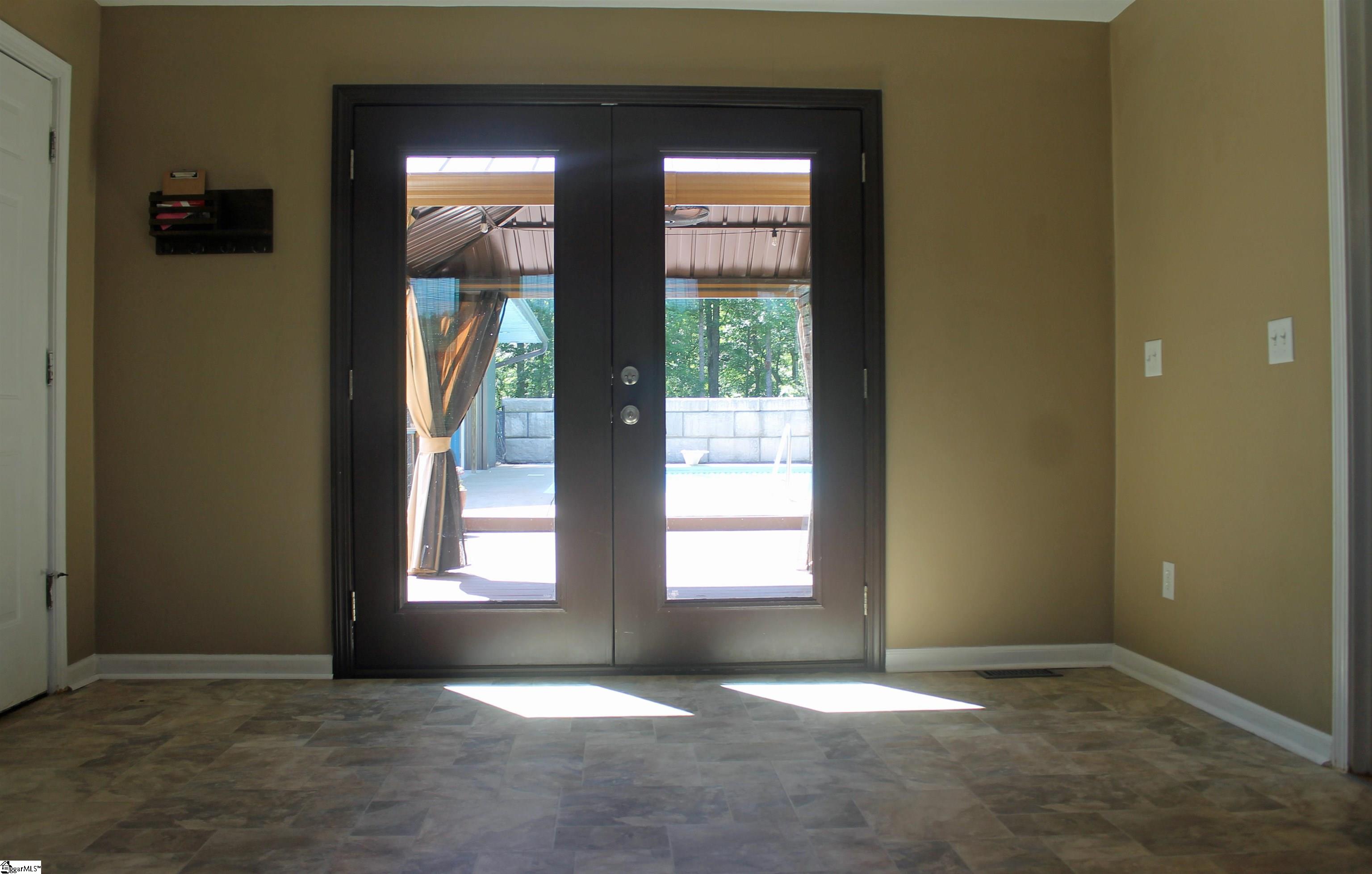 831 Tubbs Mt Road Travelers Rest, SC 29690-9776