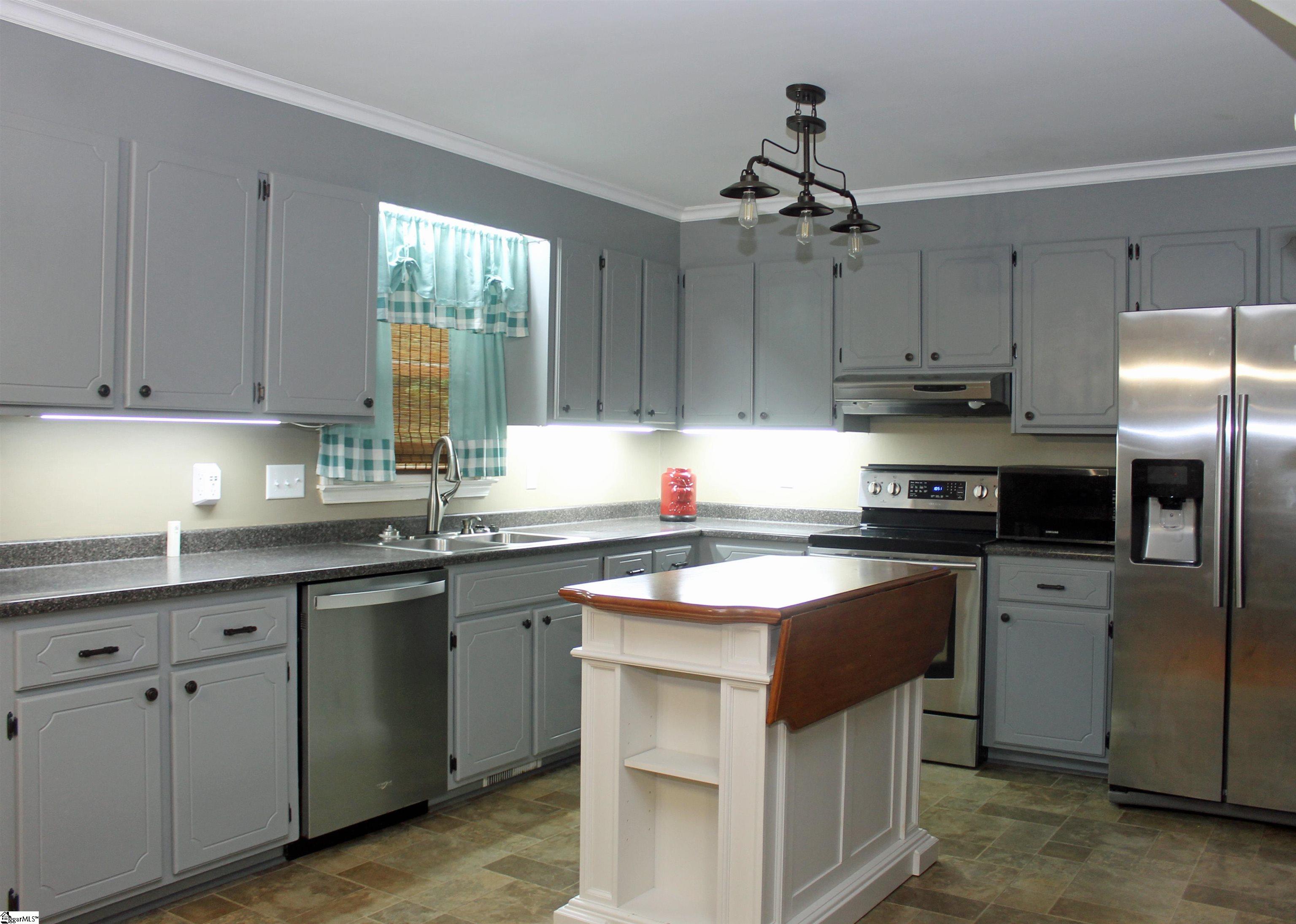 831 Tubbs Mt Road Travelers Rest, SC 29690-9776