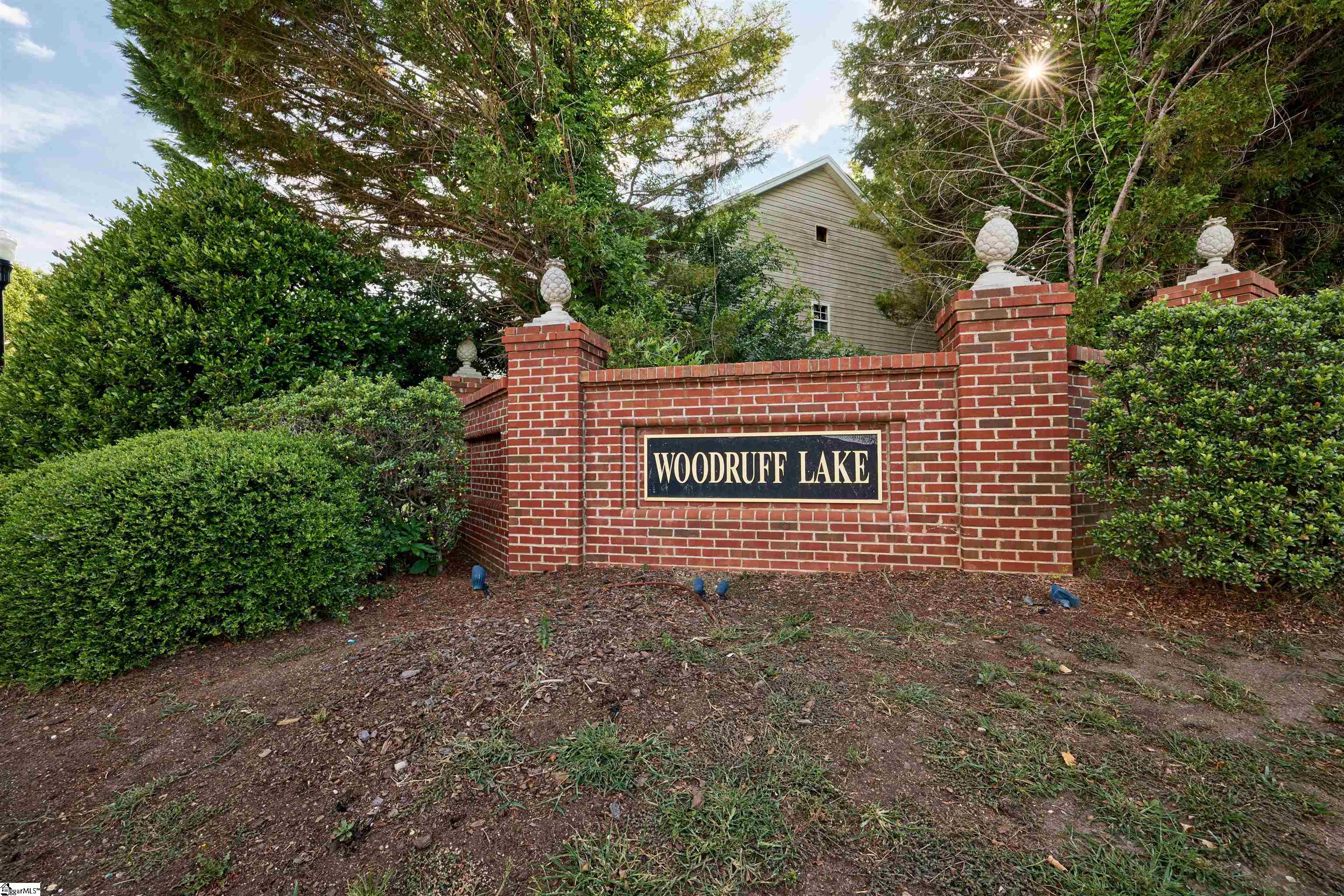 307 Woodruff Lake Way Simpsonville, SC 29681-5186