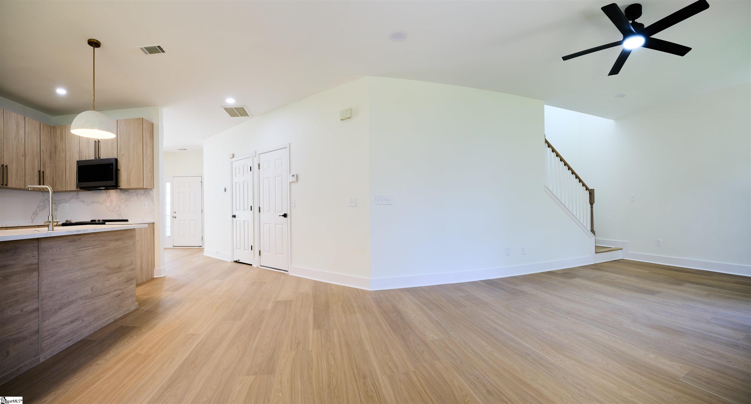 307 Woodruff Lake Way Simpsonville, SC 29681-5186