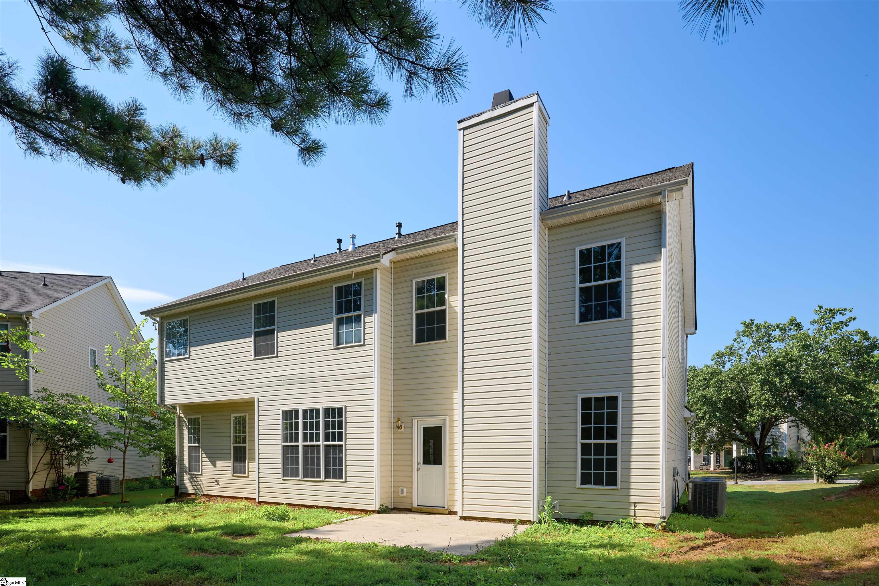 307 Woodruff Lake Way Simpsonville, SC 29681-5186