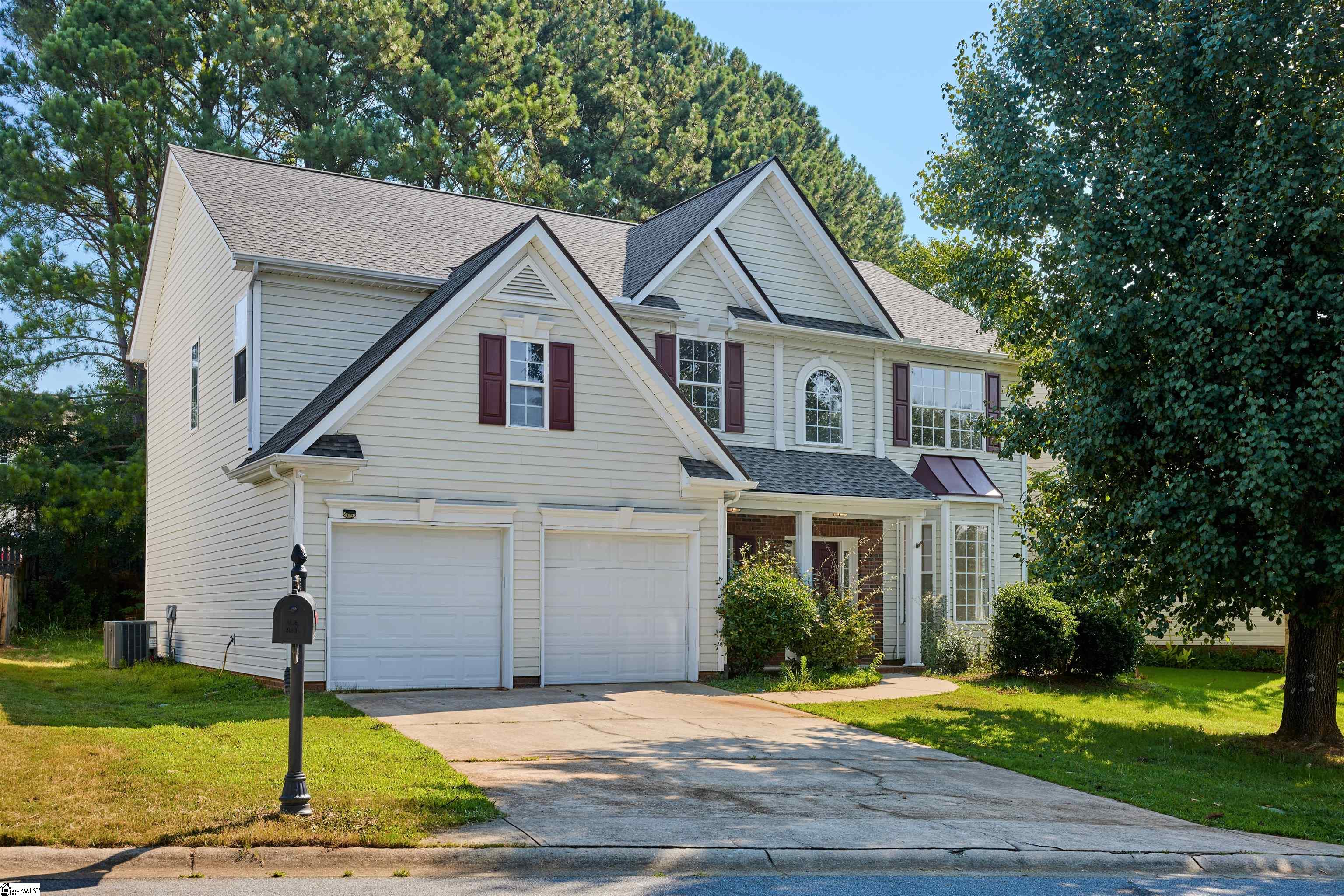 307 Woodruff Lake Way Simpsonville, SC 29681-5186