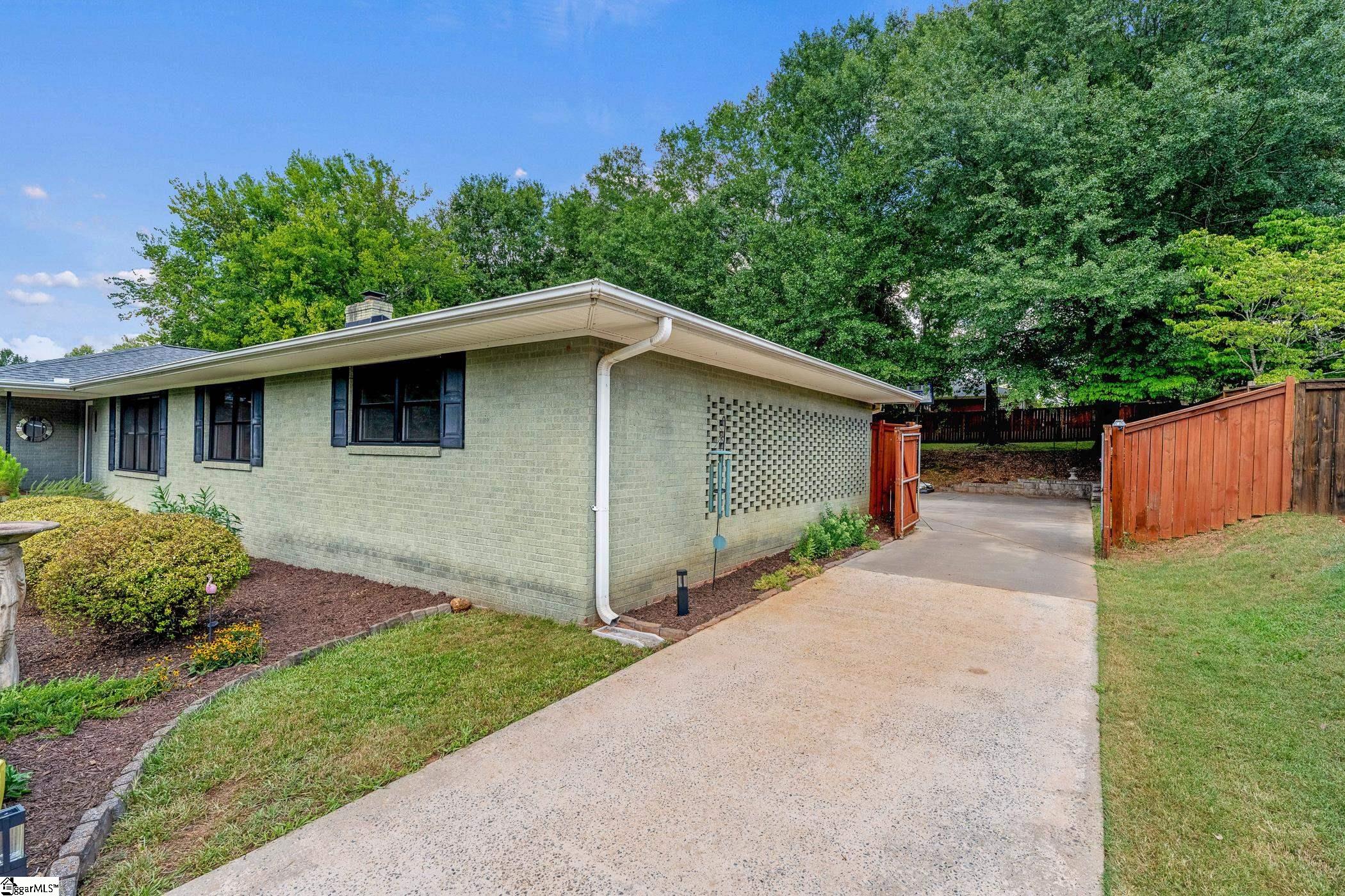 2012 Boulevard Heights Anderson, SC 29621
