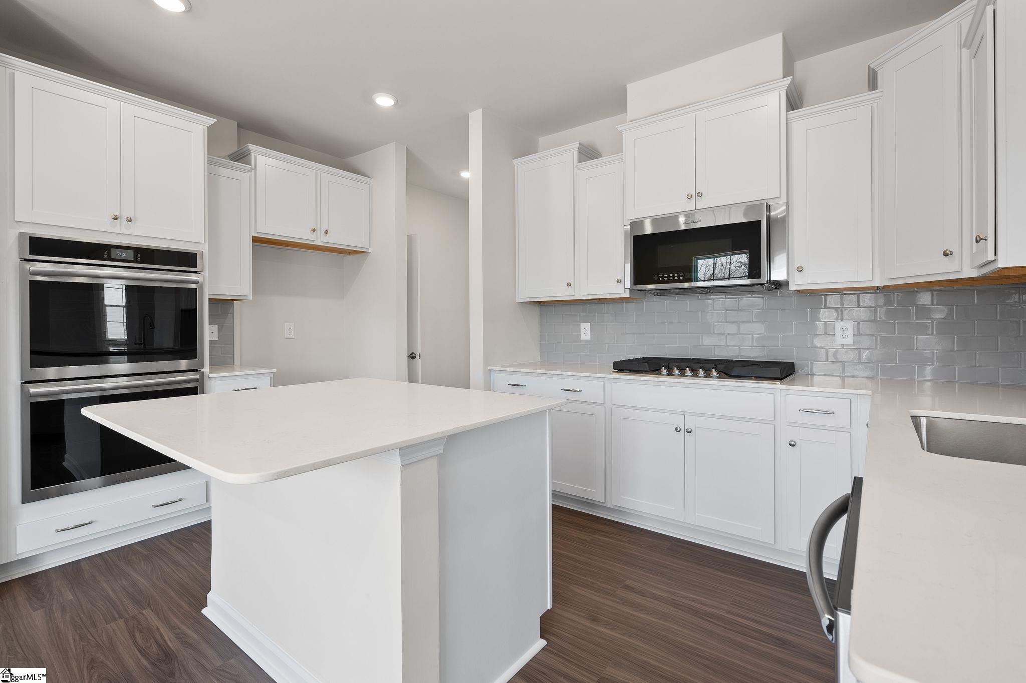 102 Somerset Lane Central, SC 29630