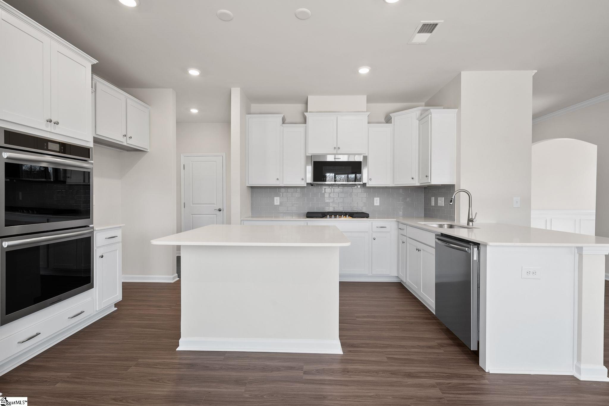 102 Somerset Lane Central, SC 29630