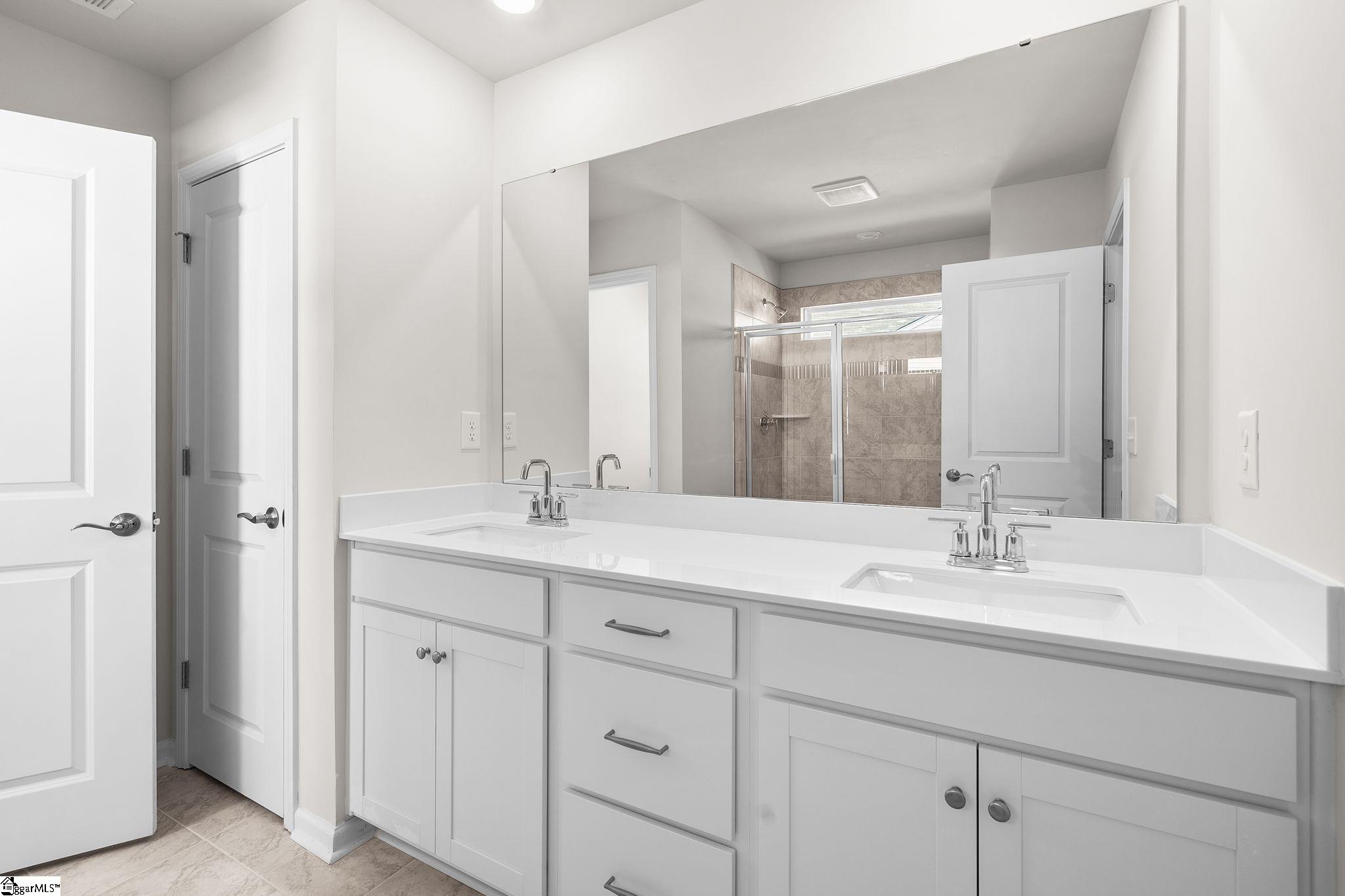 102 Somerset Lane Central, SC 29630