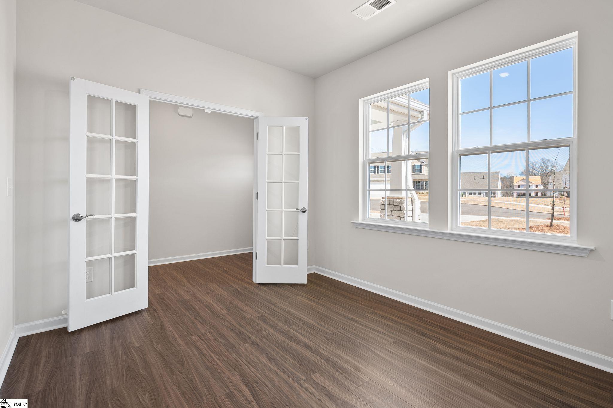 102 Somerset Lane Central, SC 29630