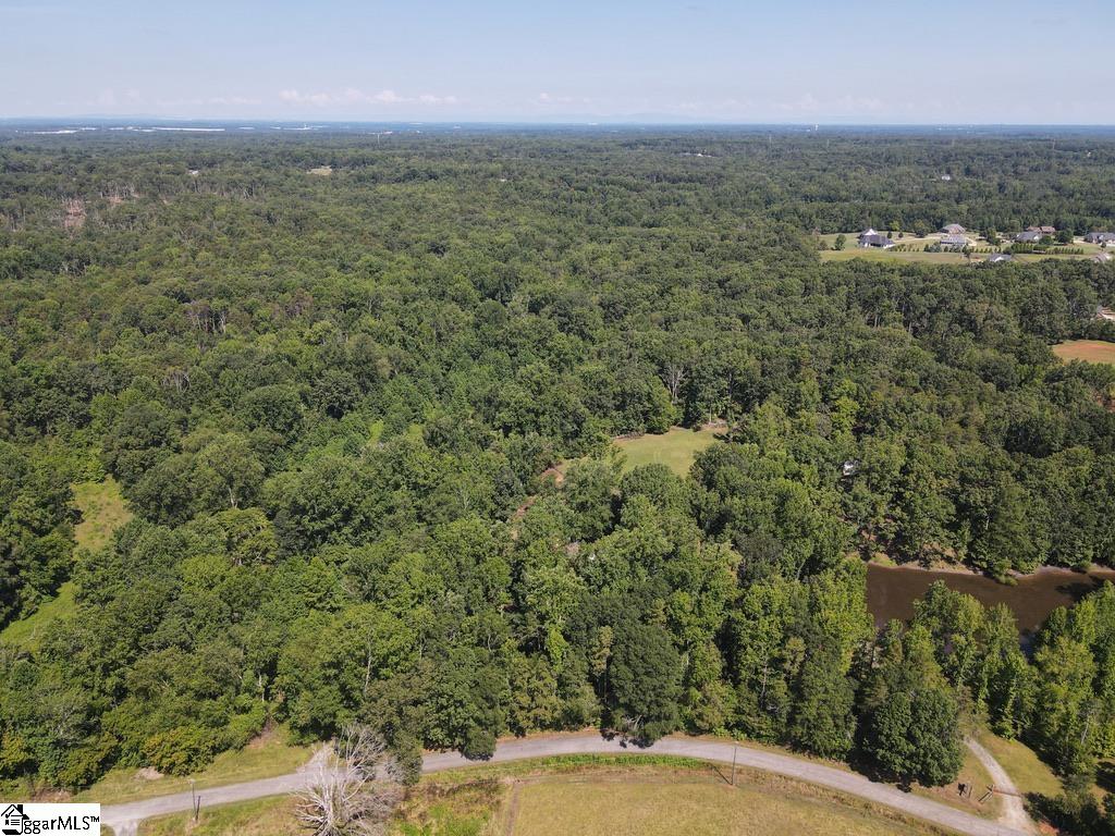 660 Hunters Road Roebuck, SC 29376