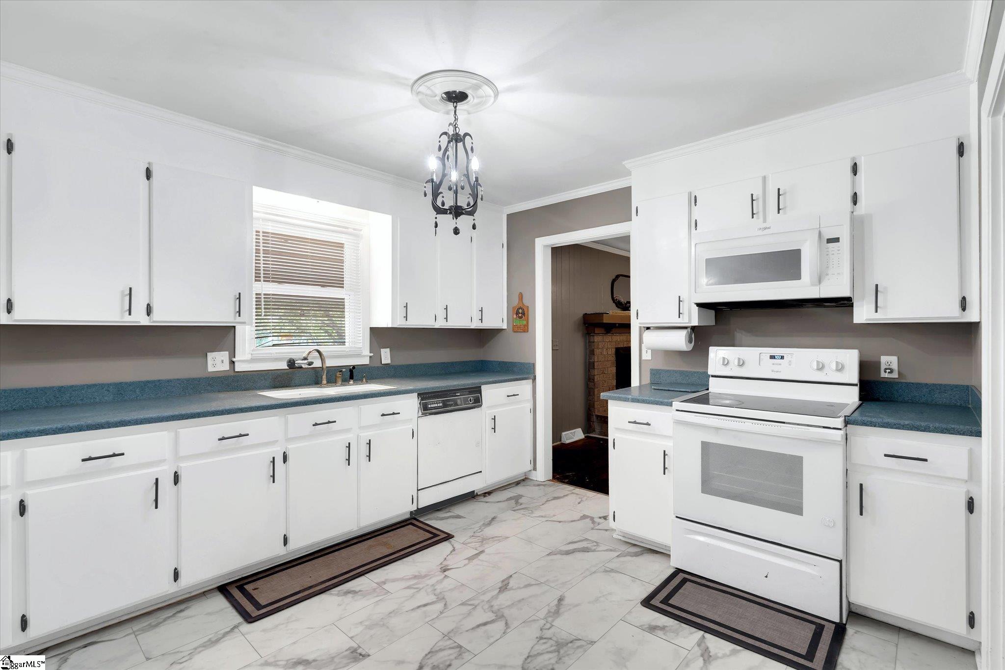 4208 Old Buncombe Road Greenville, SC 29617-7522