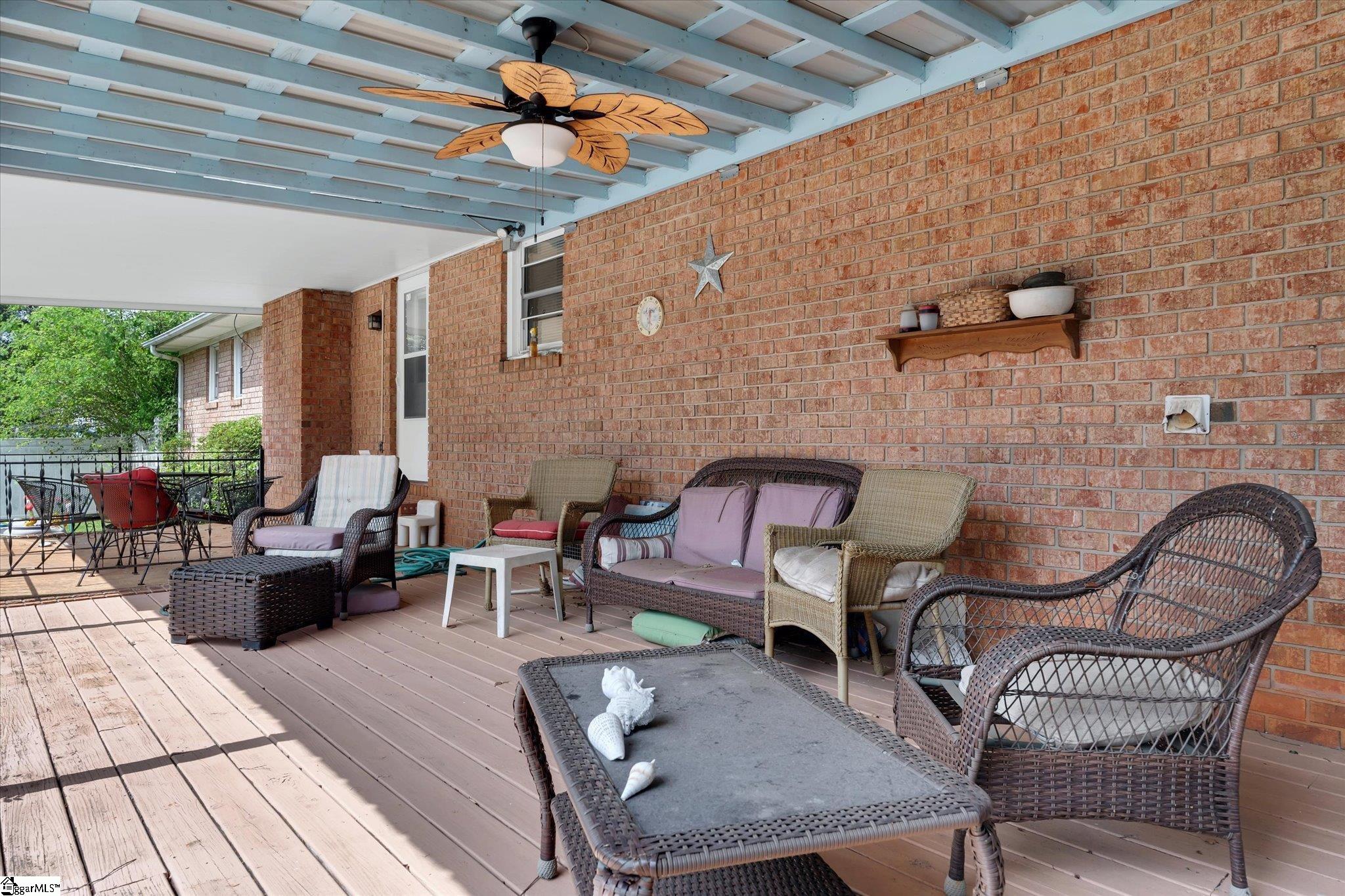 4208 Old Buncombe Road Greenville, SC 29617-7522