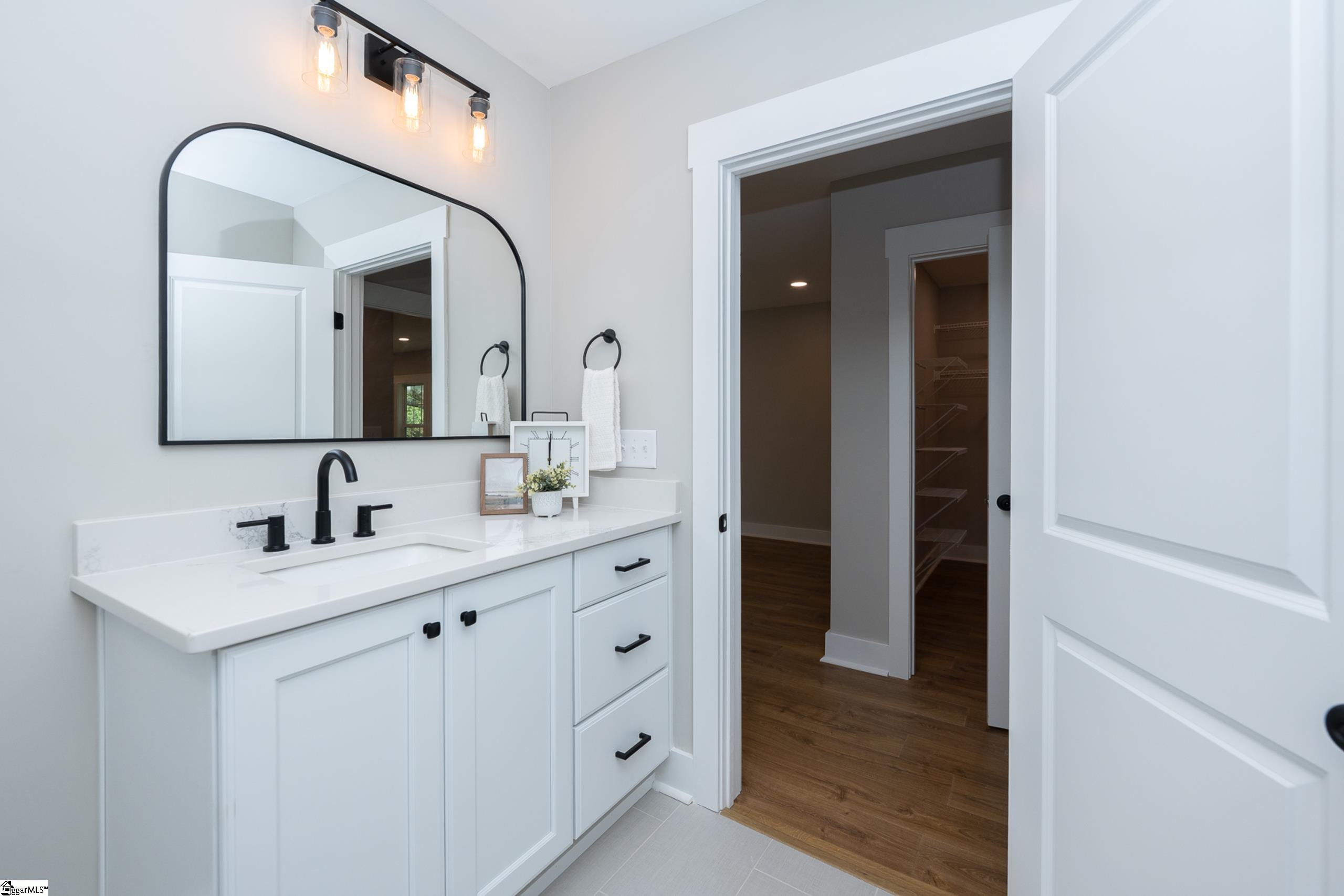 309 Beechwood Avenue Greenville, SC 29607