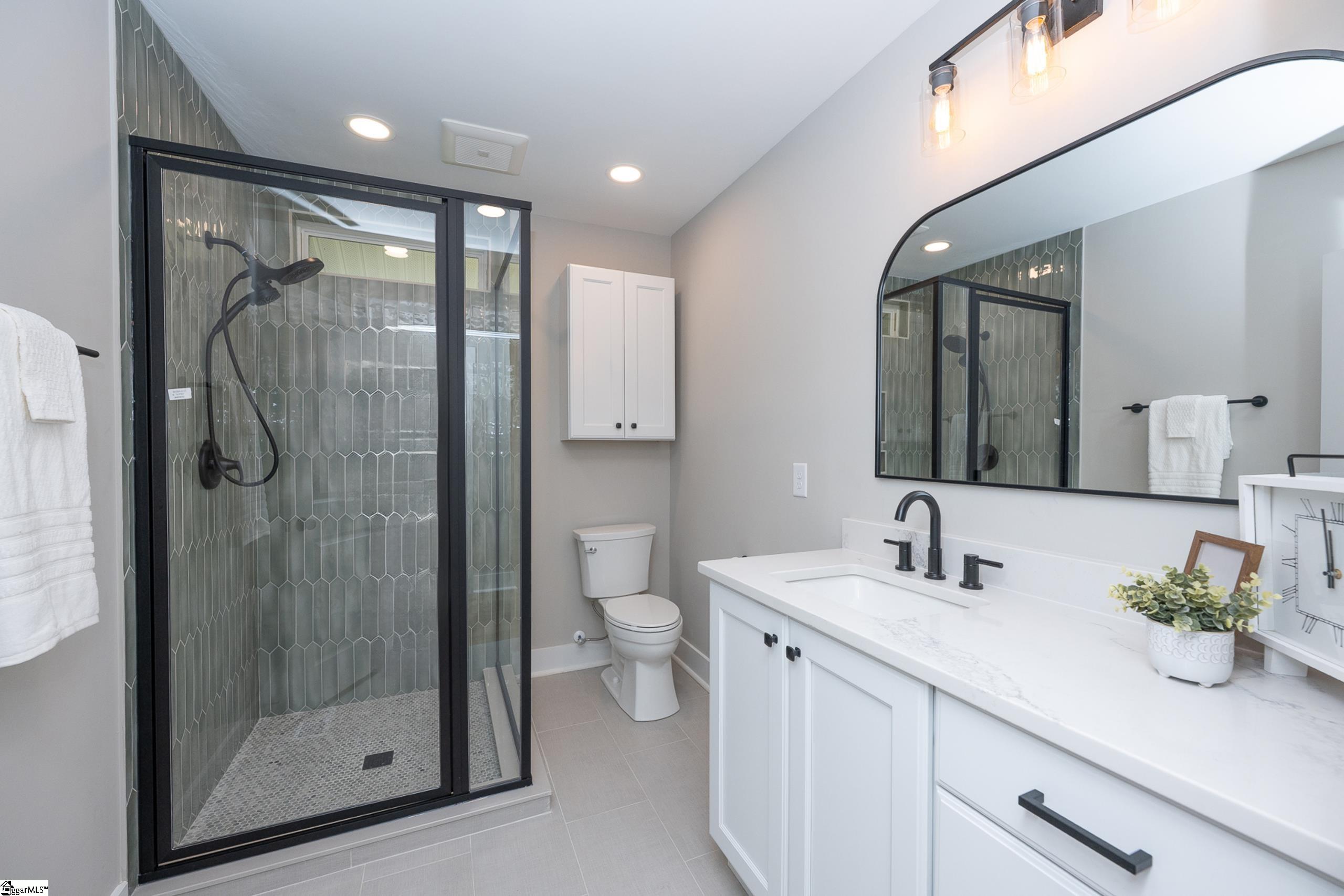 309 Beechwood Avenue Greenville, SC 29607