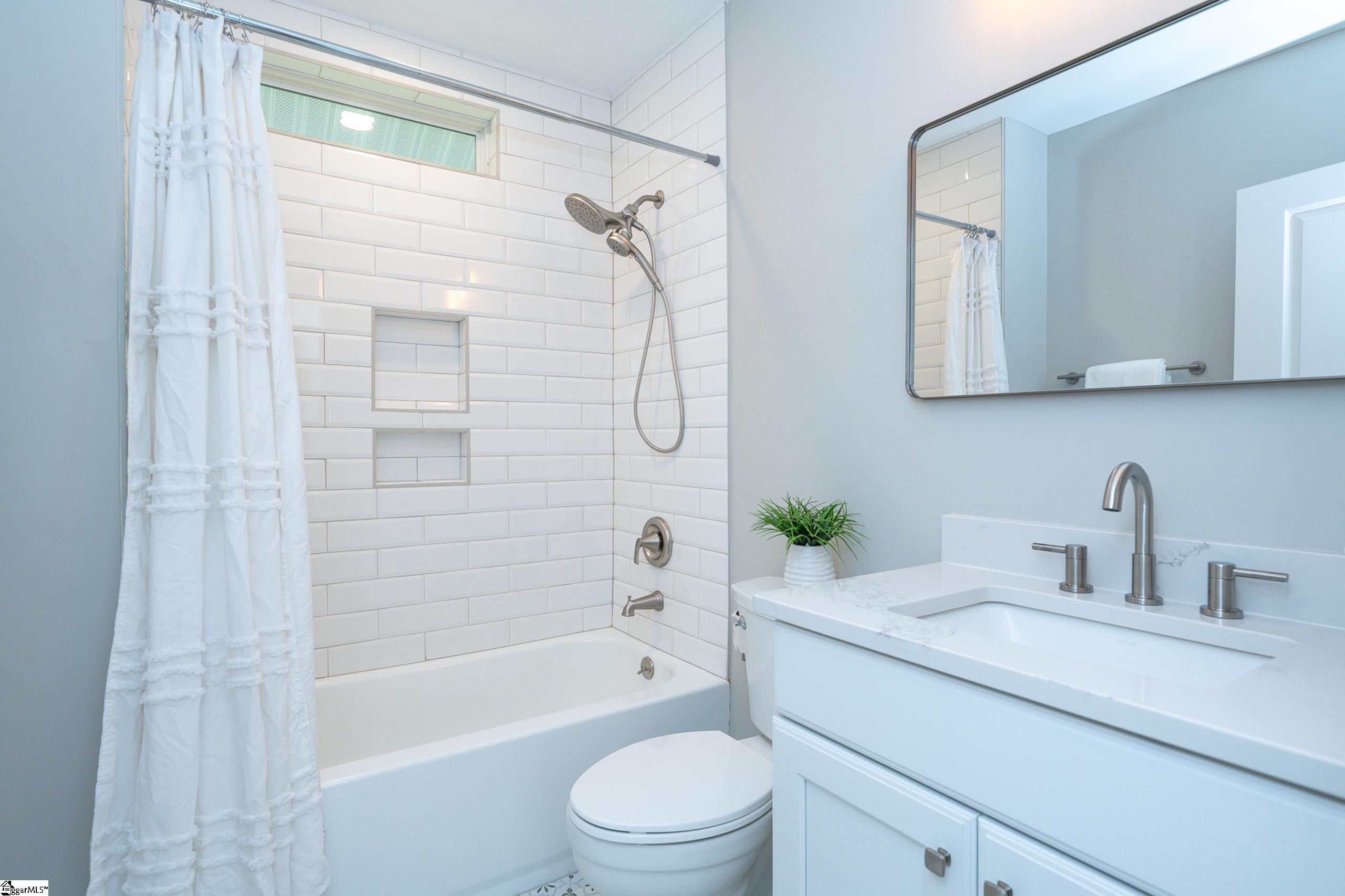 309 Beechwood Avenue Greenville, SC 29607