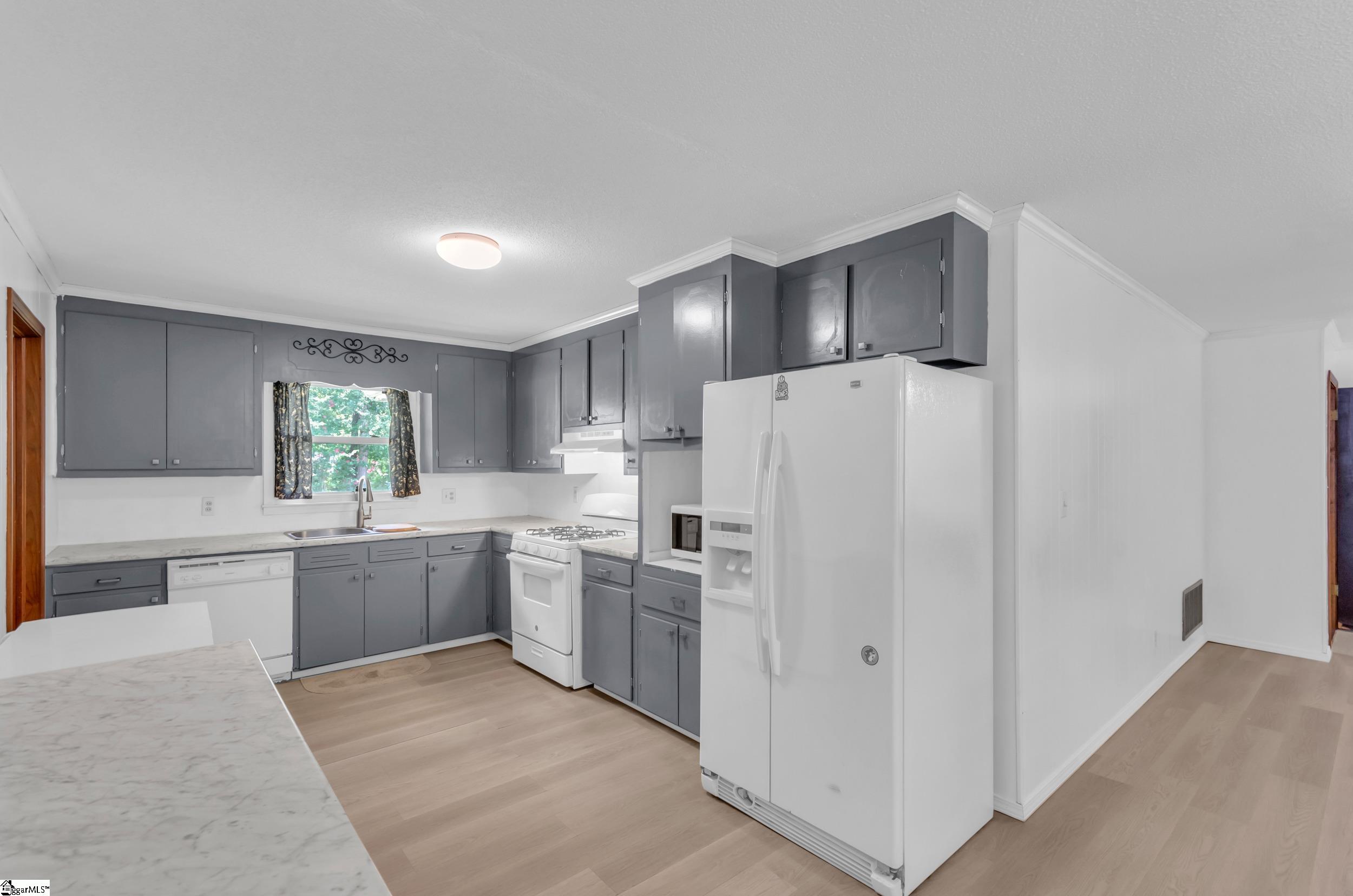 127 Hillcrest Circle Belton, SC 29627