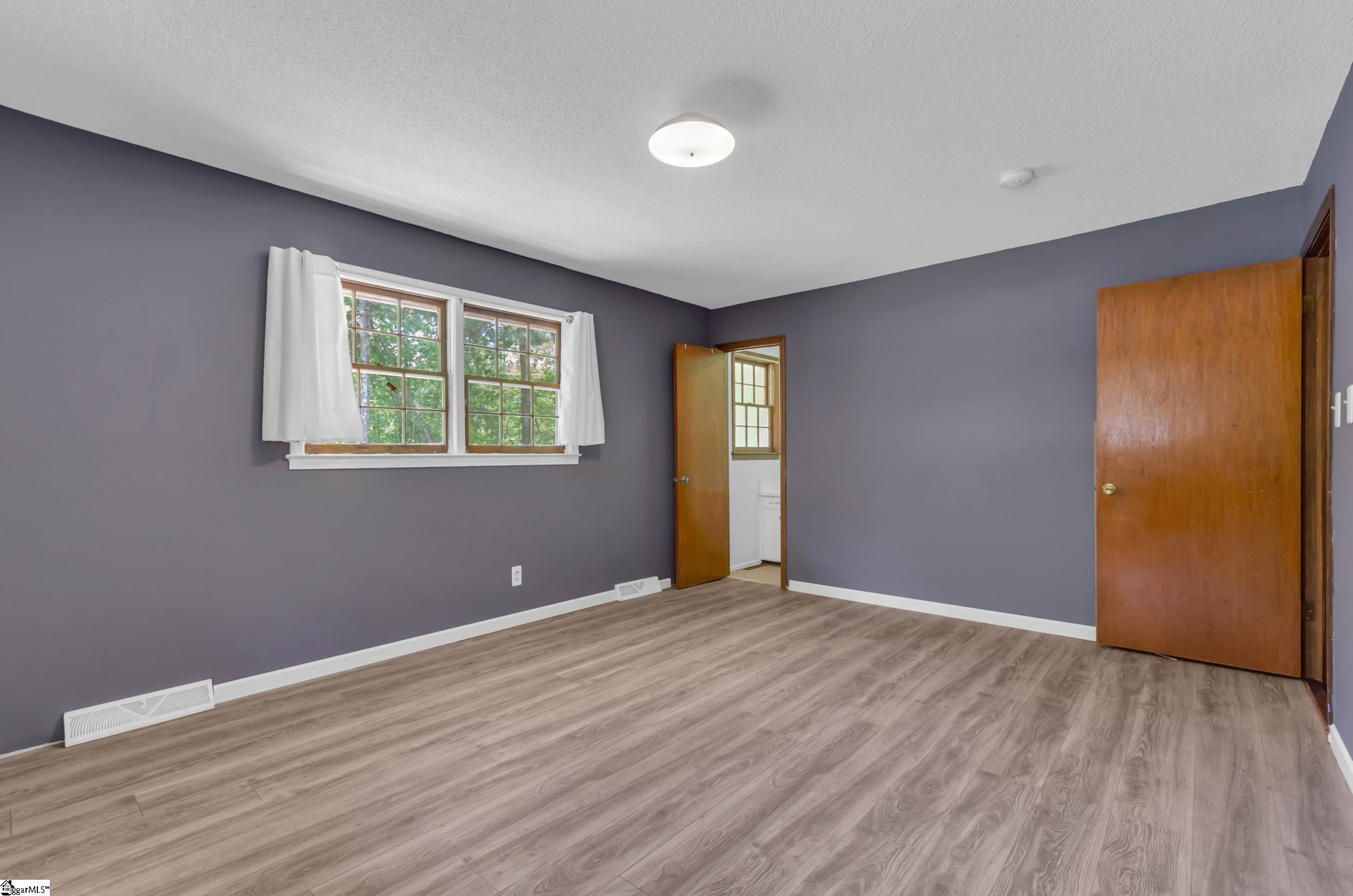 127 Hillcrest Circle Belton, SC 29627