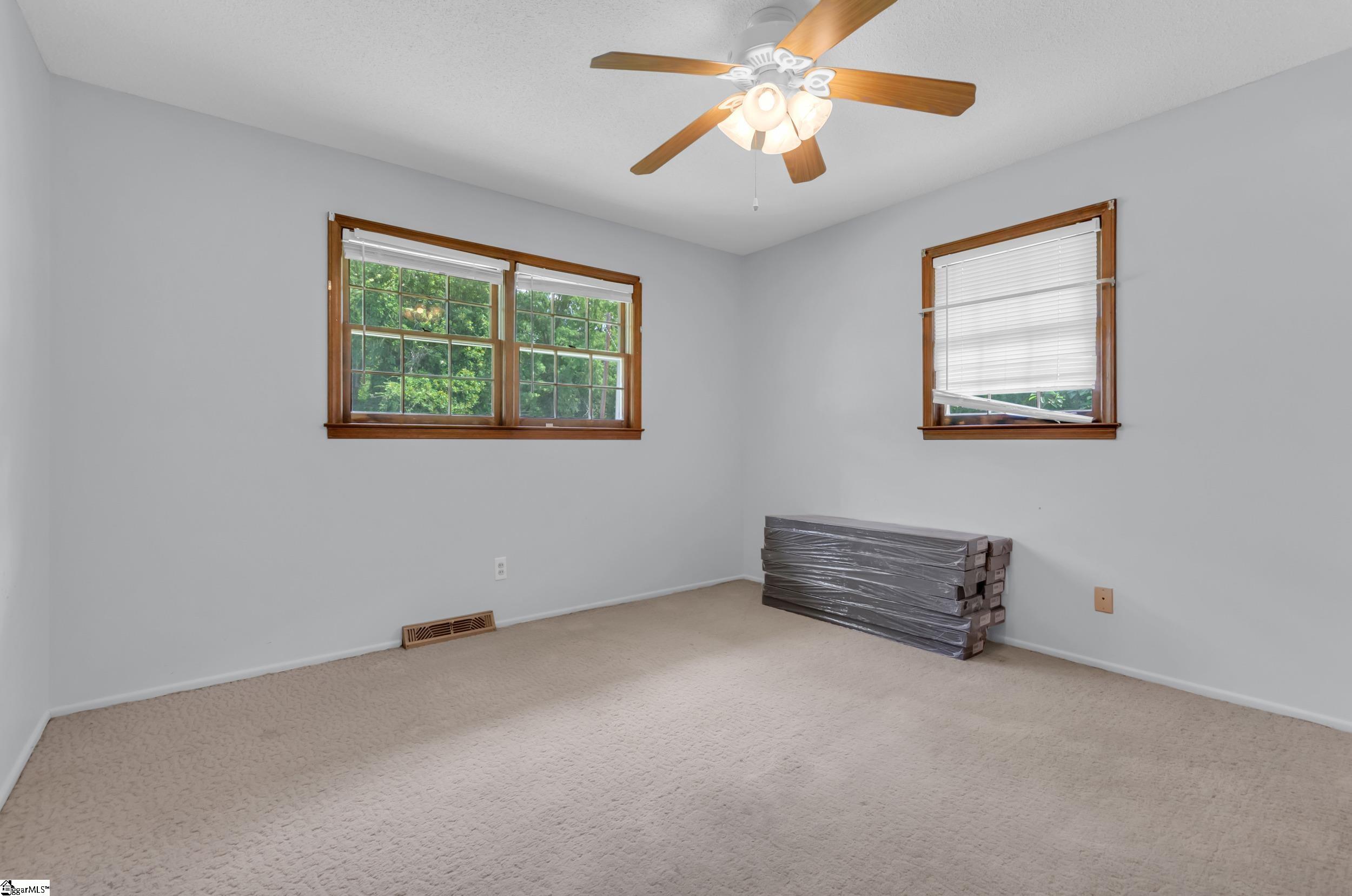 127 Hillcrest Circle Belton, SC 29627