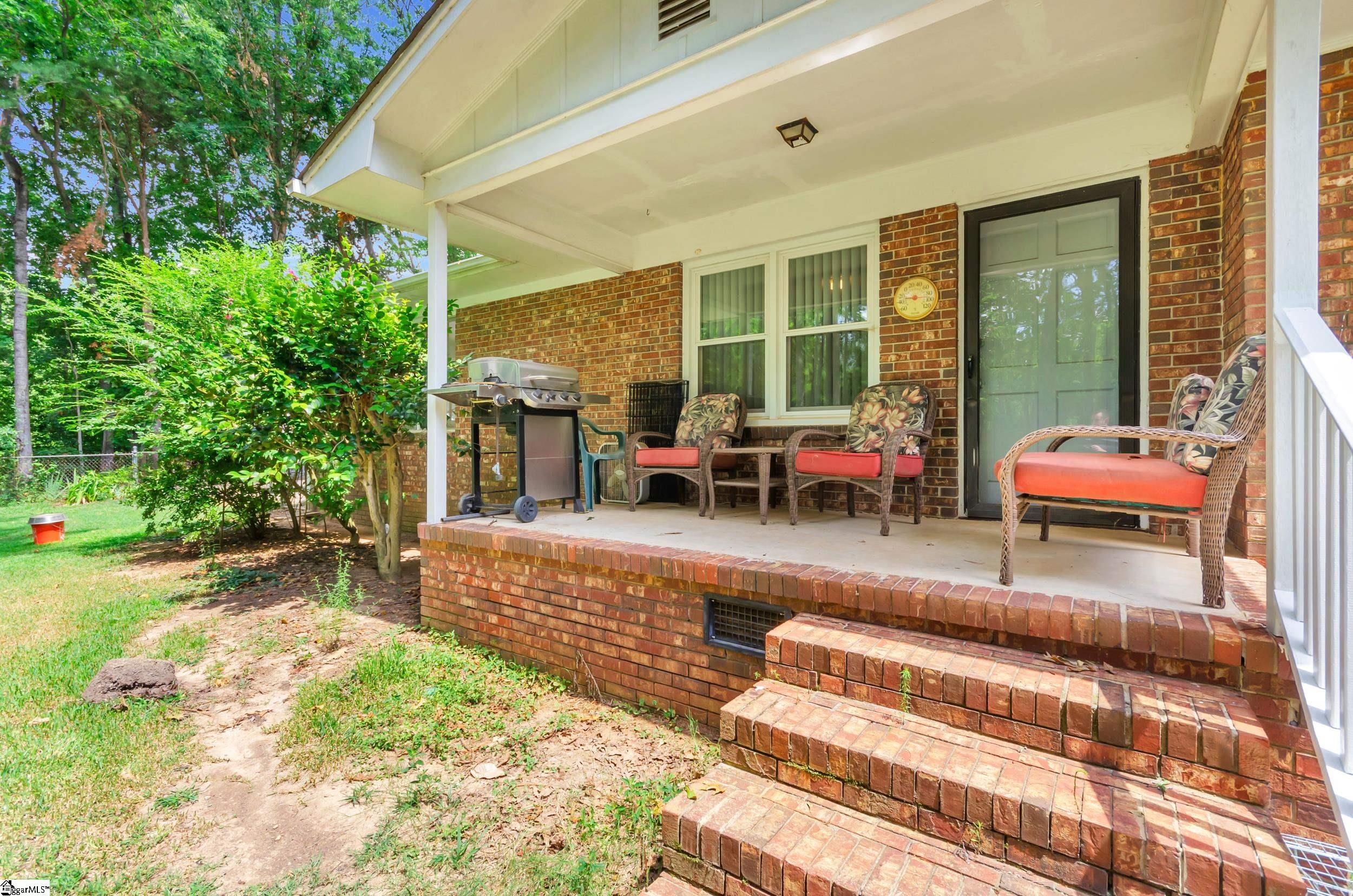 127 Hillcrest Circle Belton, SC 29627