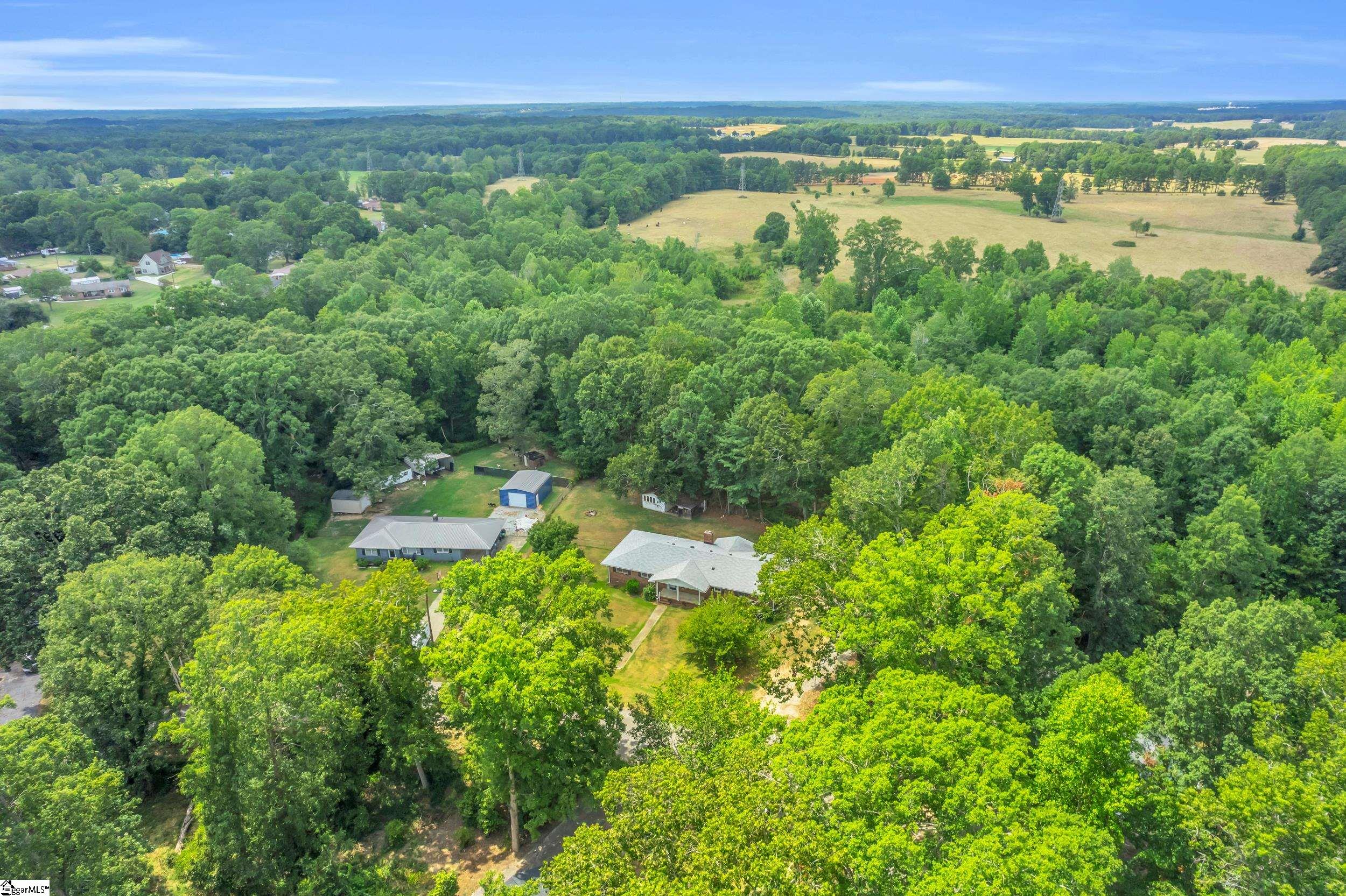 127 Hillcrest Circle Belton, SC 29627