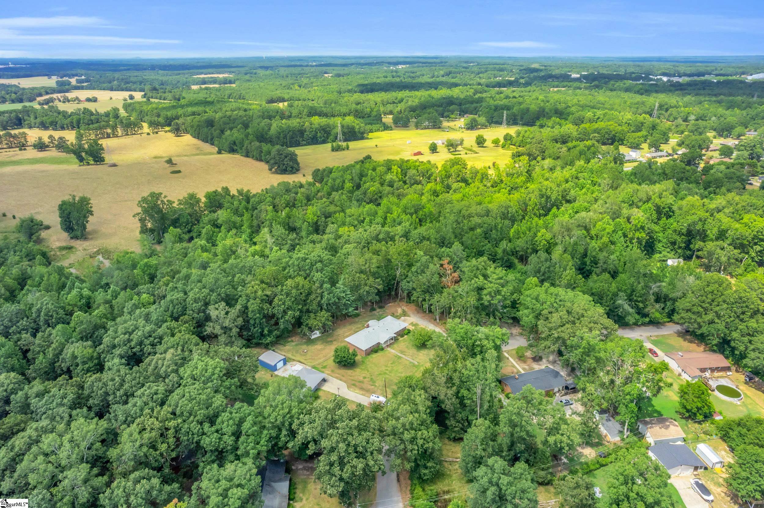 127 Hillcrest Circle Belton, SC 29627