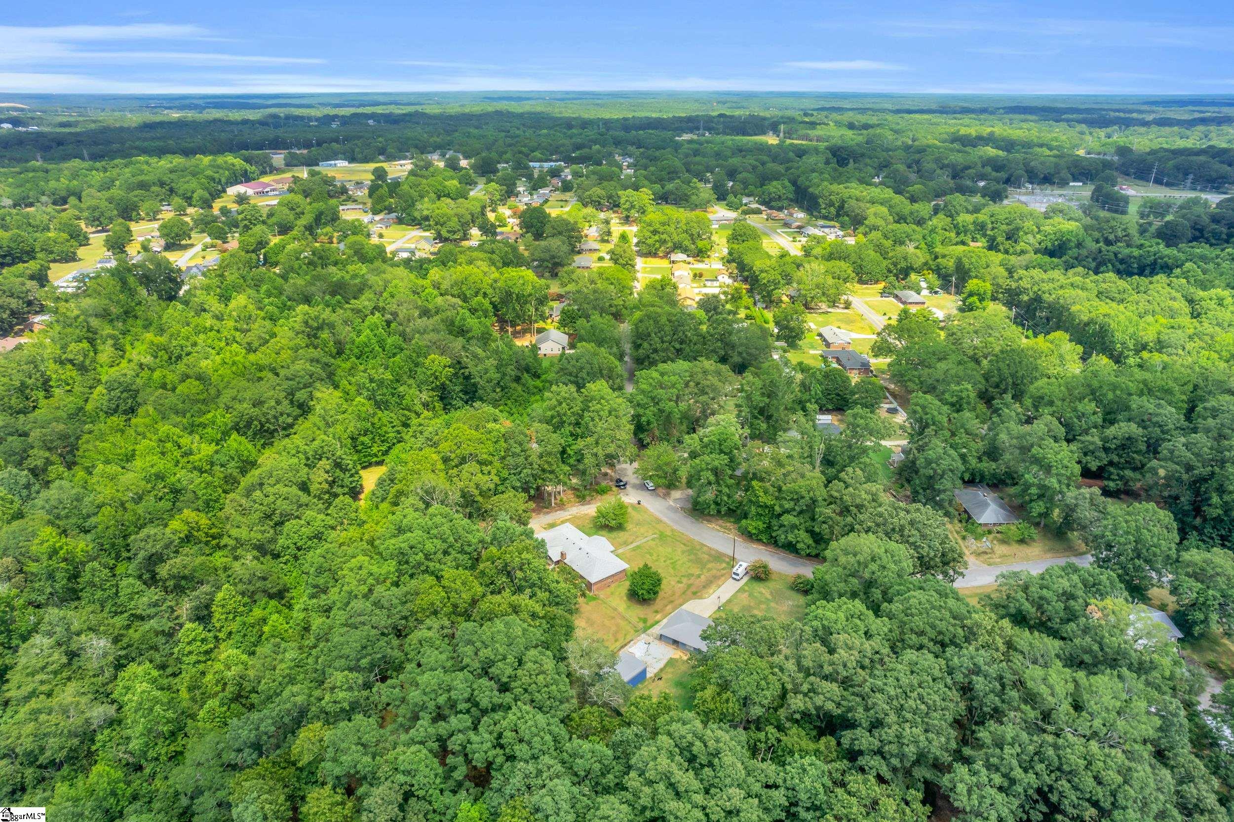 127 Hillcrest Circle Belton, SC 29627