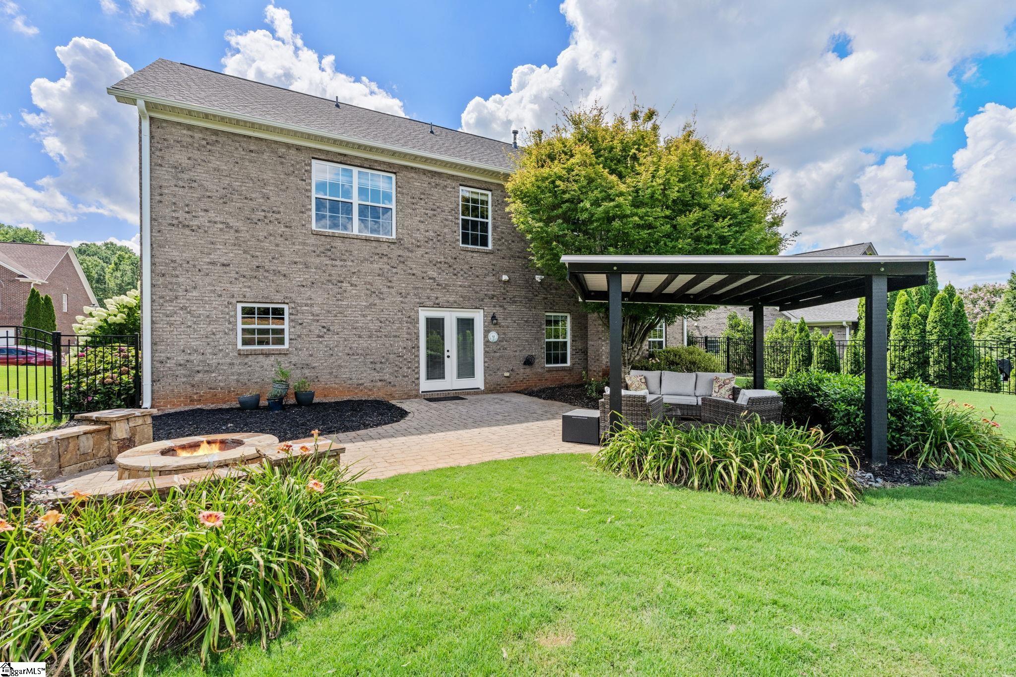 215 Haddington Lane Greenville, SC 29609