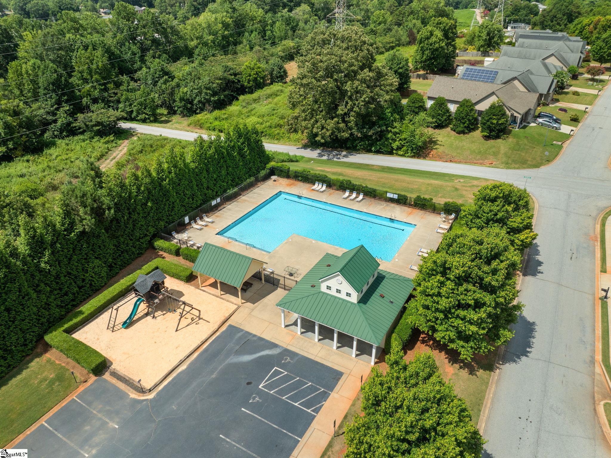 215 Haddington Lane Greenville, SC 29609