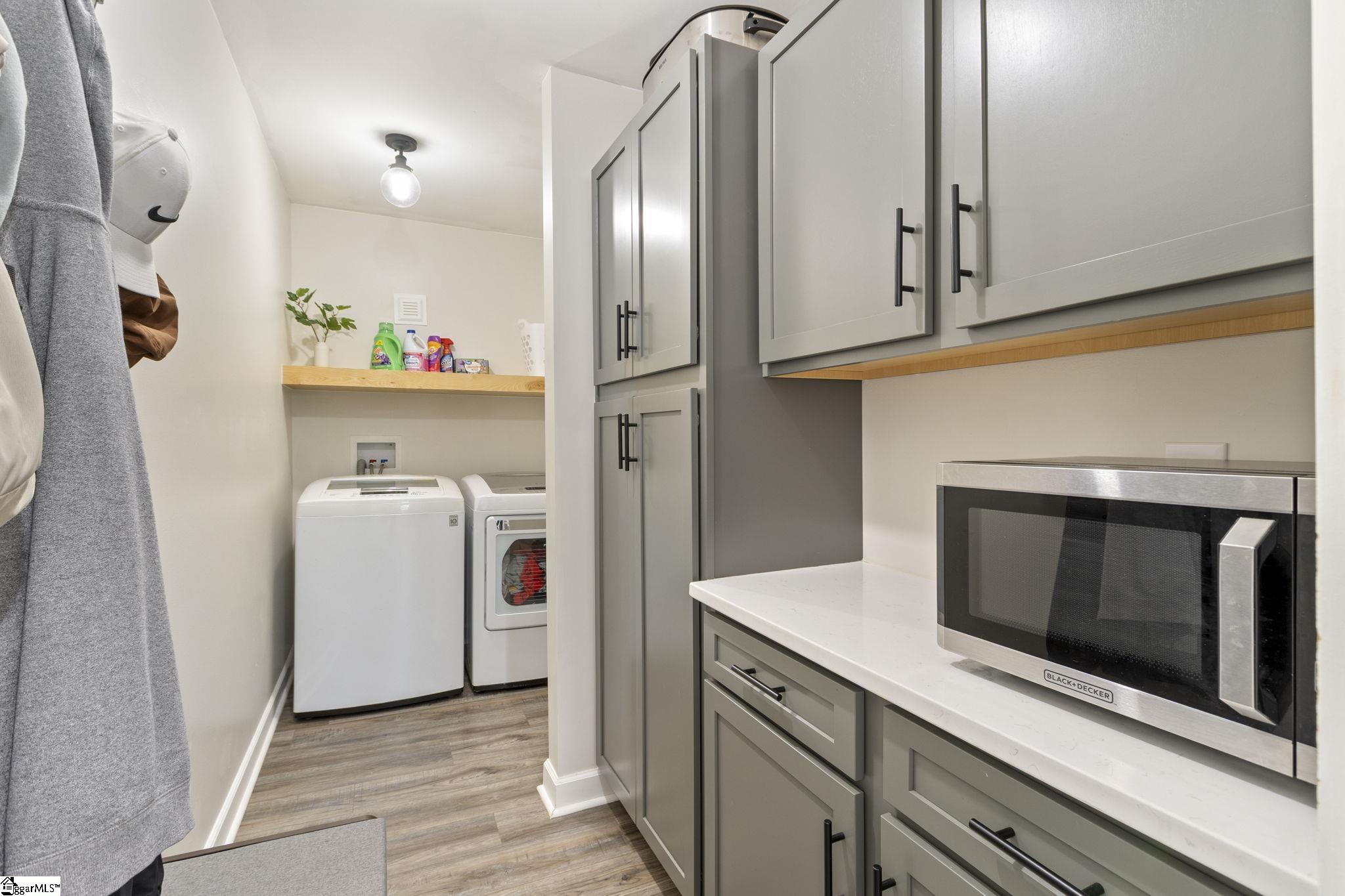 6 N Oak Forest Drive Greenville, SC 29617