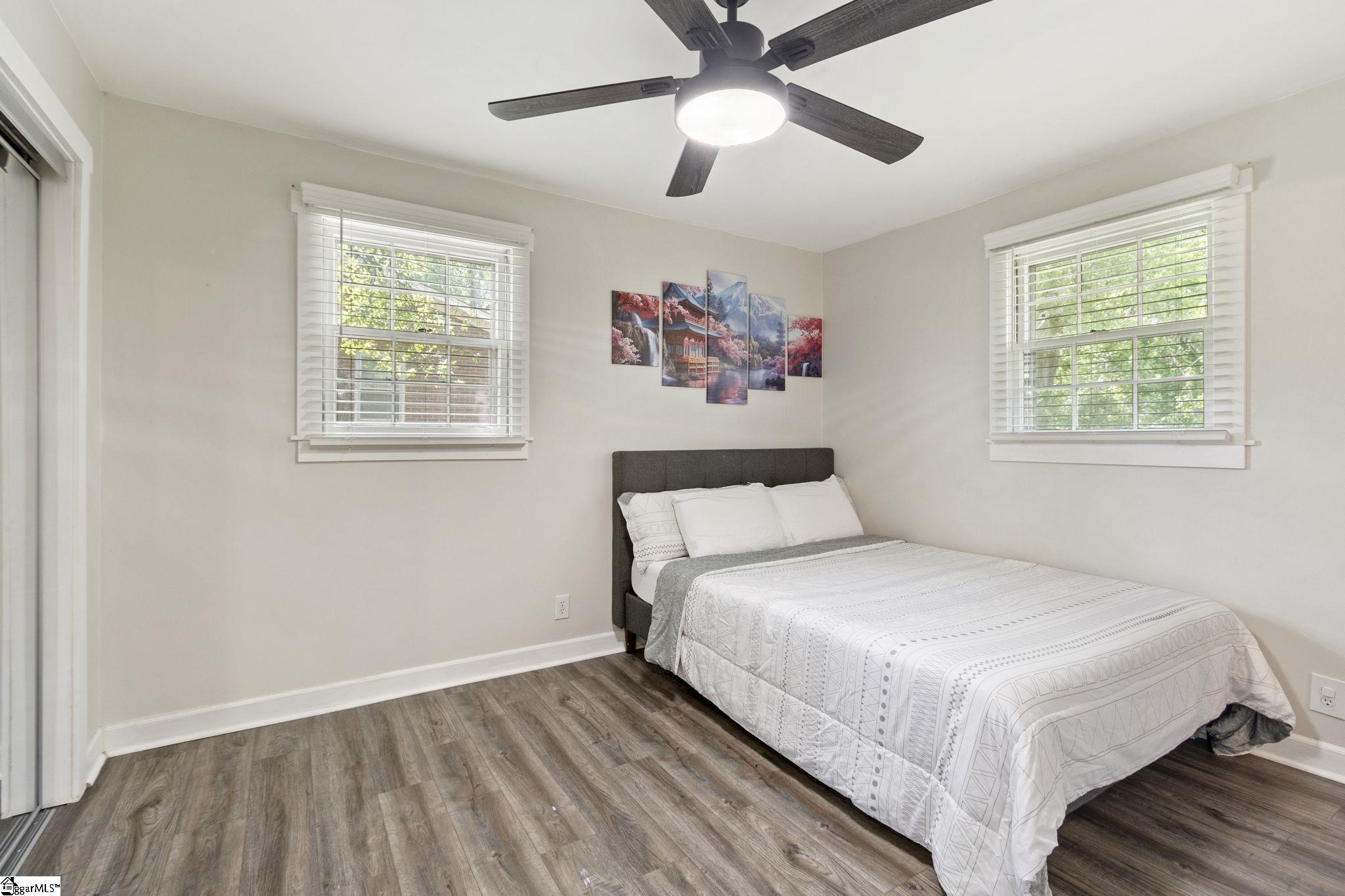 6 N Oak Forest Drive Greenville, SC 29617