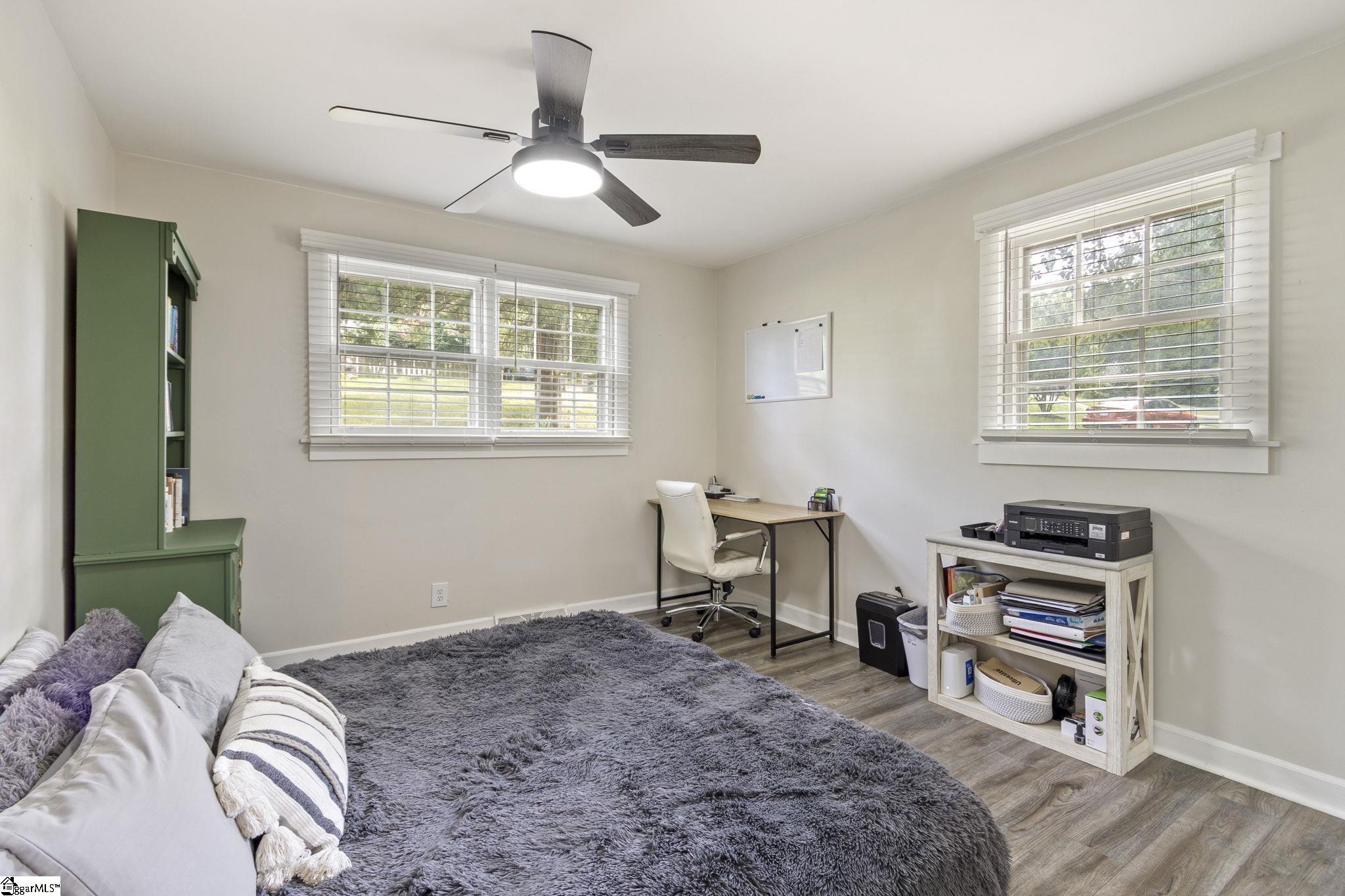6 N Oak Forest Drive Greenville, SC 29617