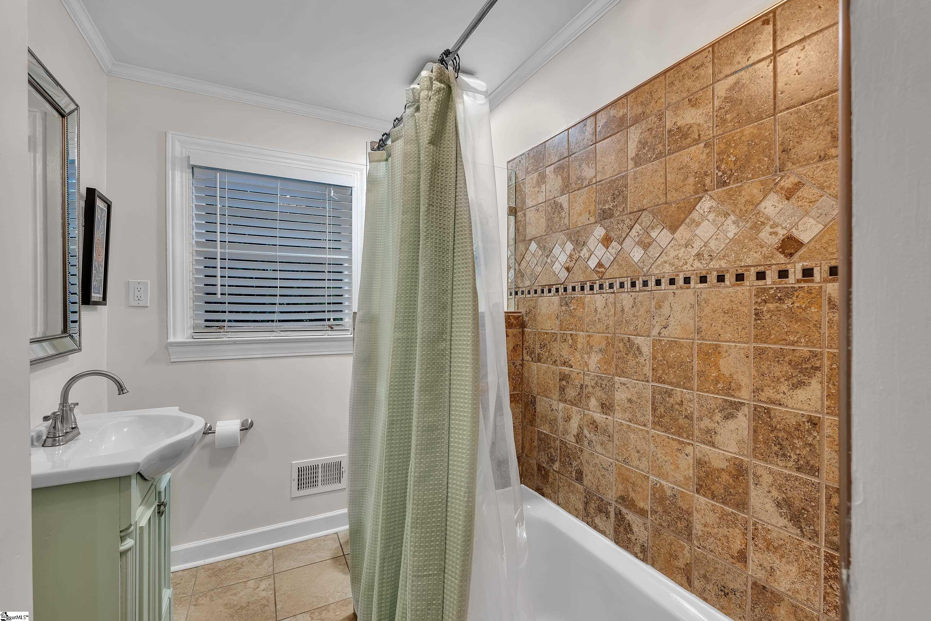 70 Lake Forest Drive Greenville, SC 29609