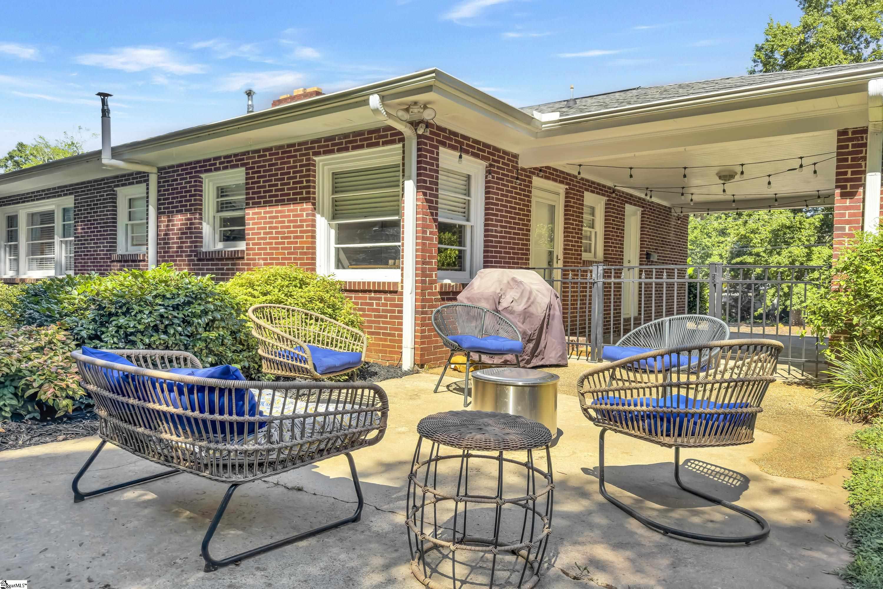 70 Lake Forest Drive Greenville, SC 29609
